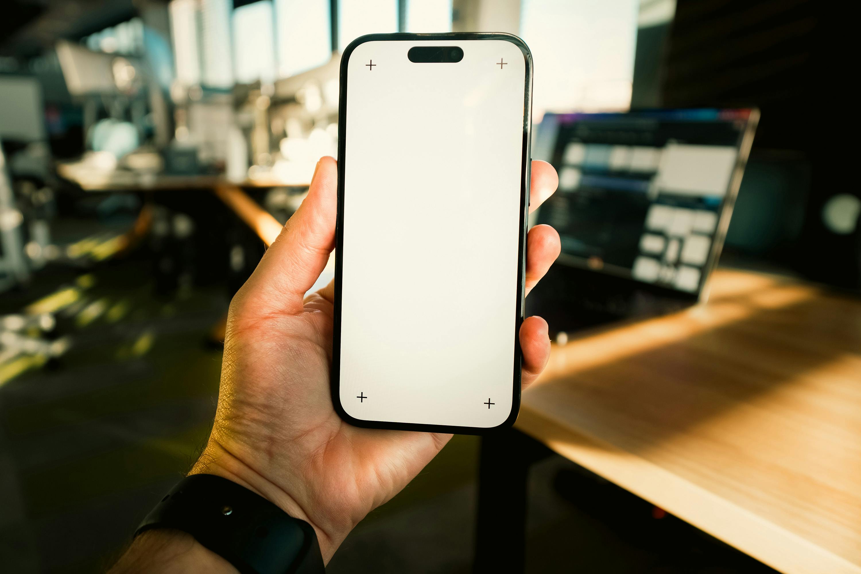 AI App Builders review: the tech stack powering one-person SaaS — Photo by Jakub Zerdzicki on Pexels