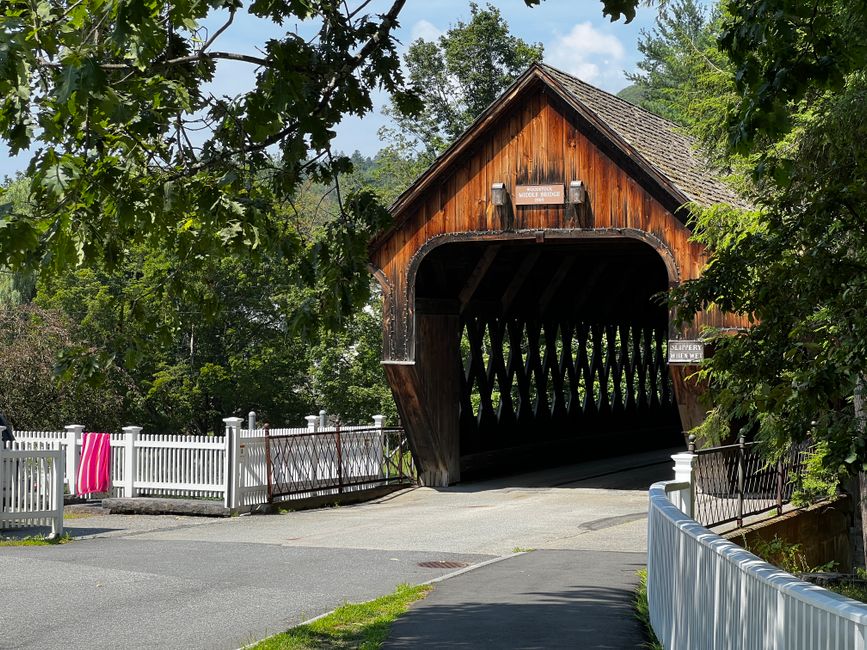 Quechee Gorge Road (VT Route 4), Woodstock to Quechee, USA
