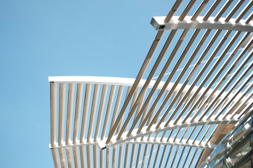 Free Abstract view of steel architectural beams with blue sky in Singapore. Stock Photo