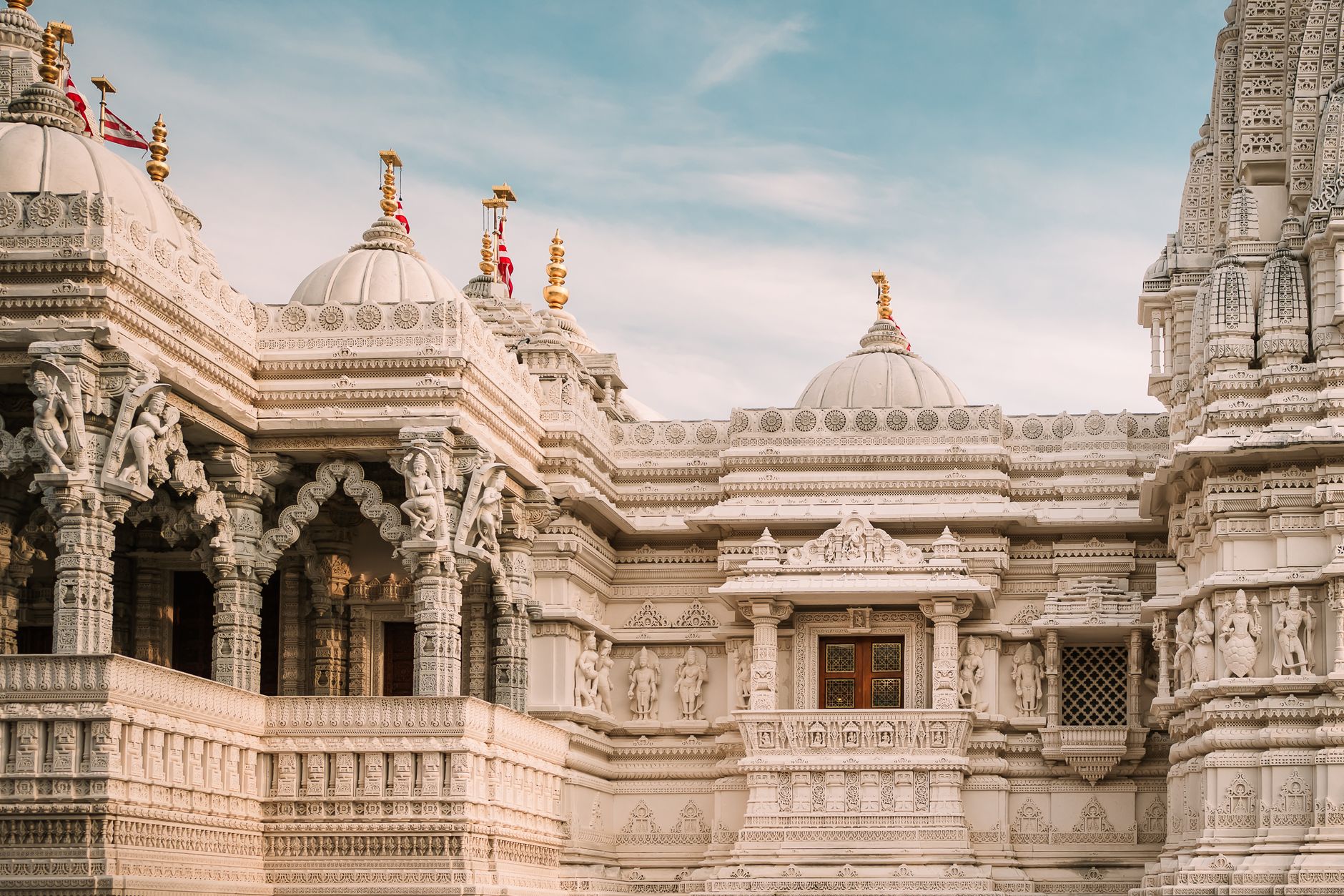 Stunning view of intricate Hindu temple architecture in Bartlett, Illinois.