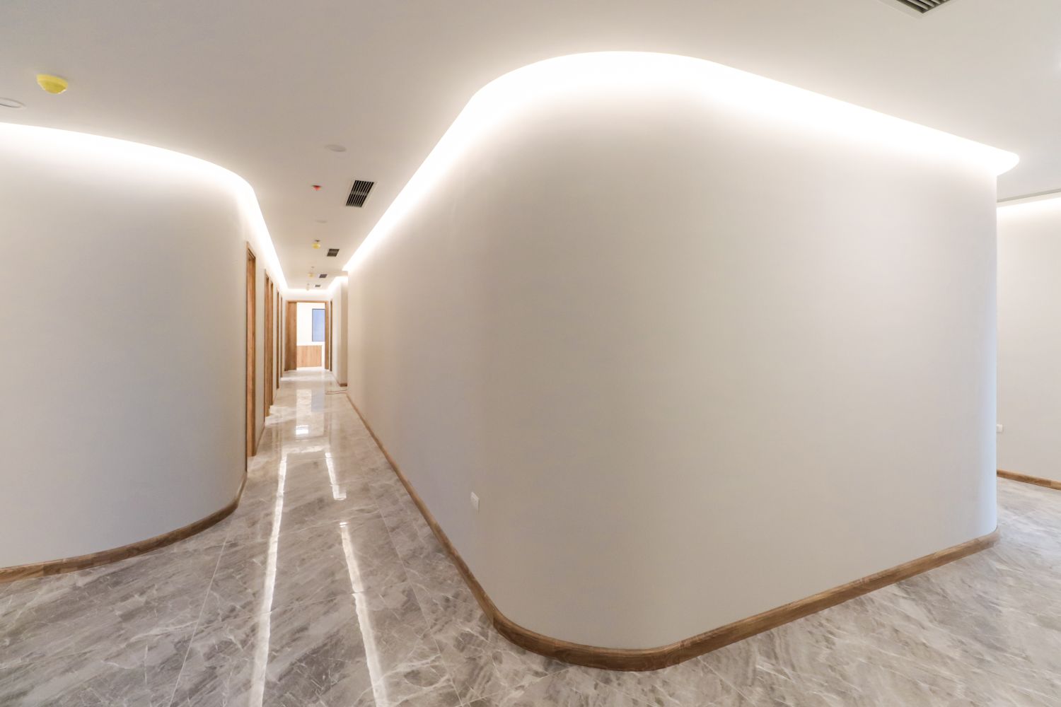 Curved hallway design