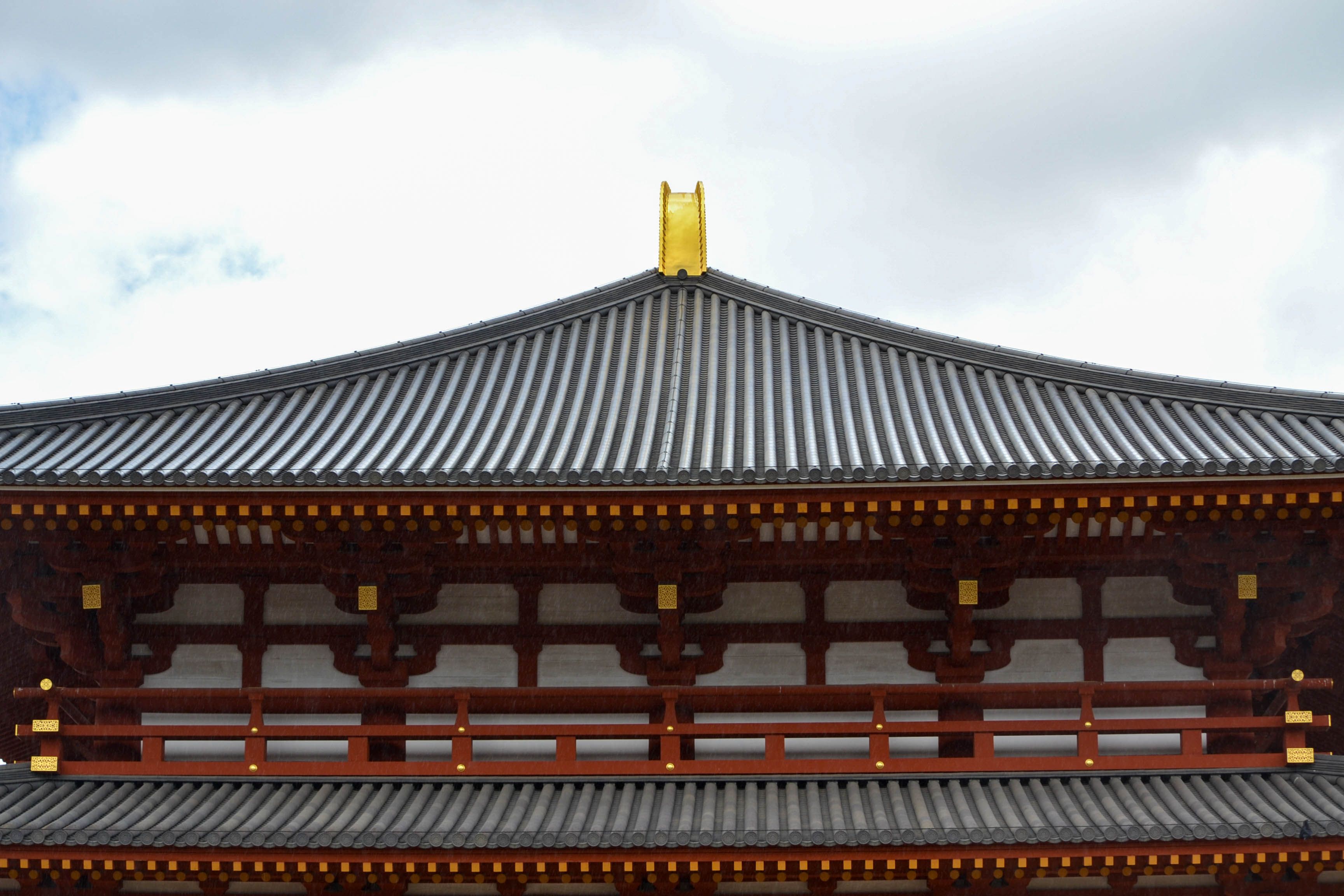 Classic Japanese armor resembles gear from Korean kingdom — Photo by Ignacio Estevo on Pexels