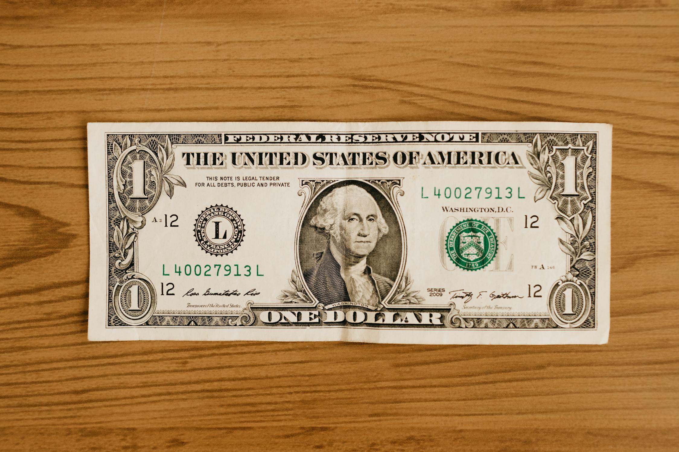 Доллар бумажный