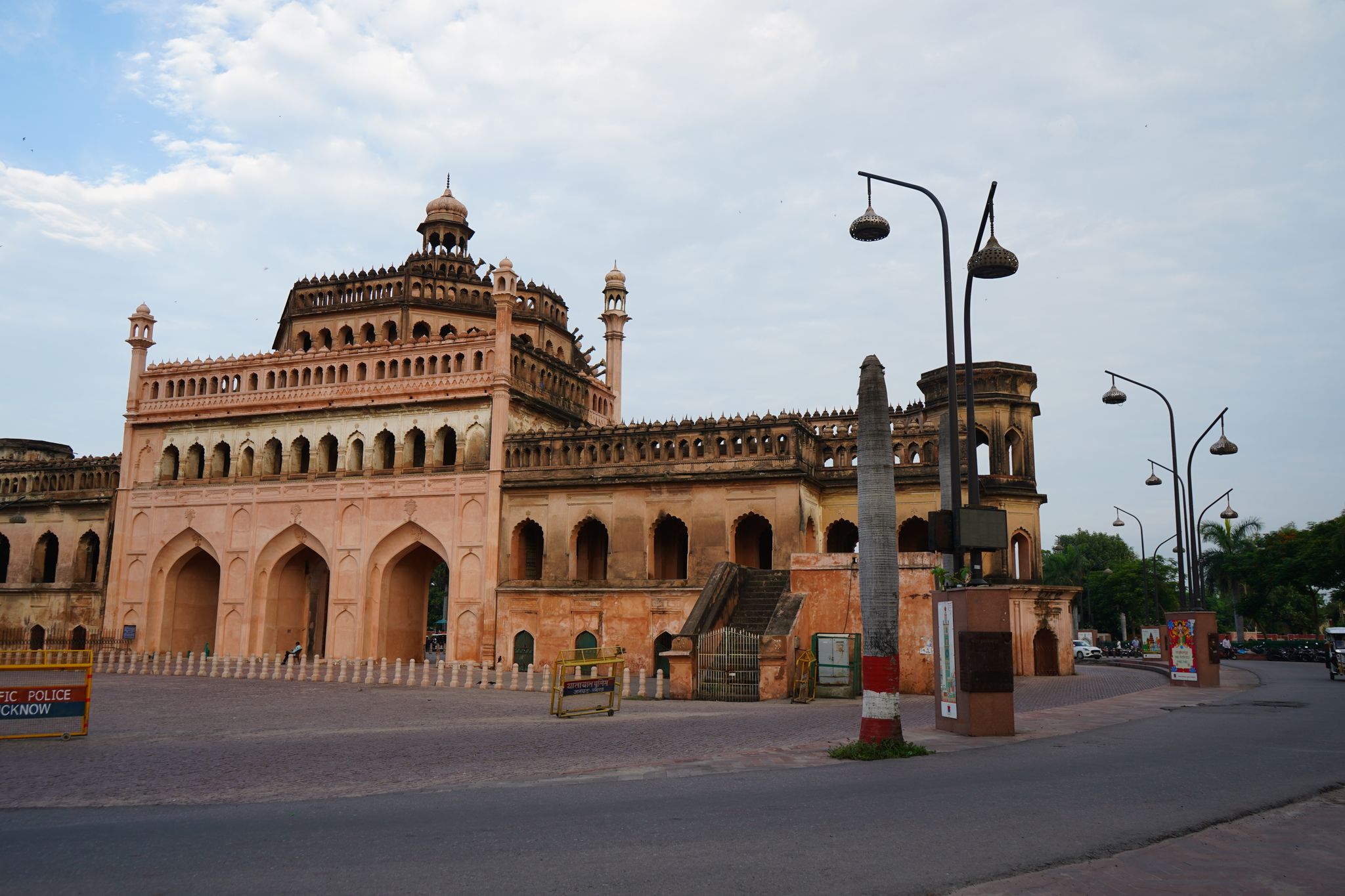 Rumi Darwaza