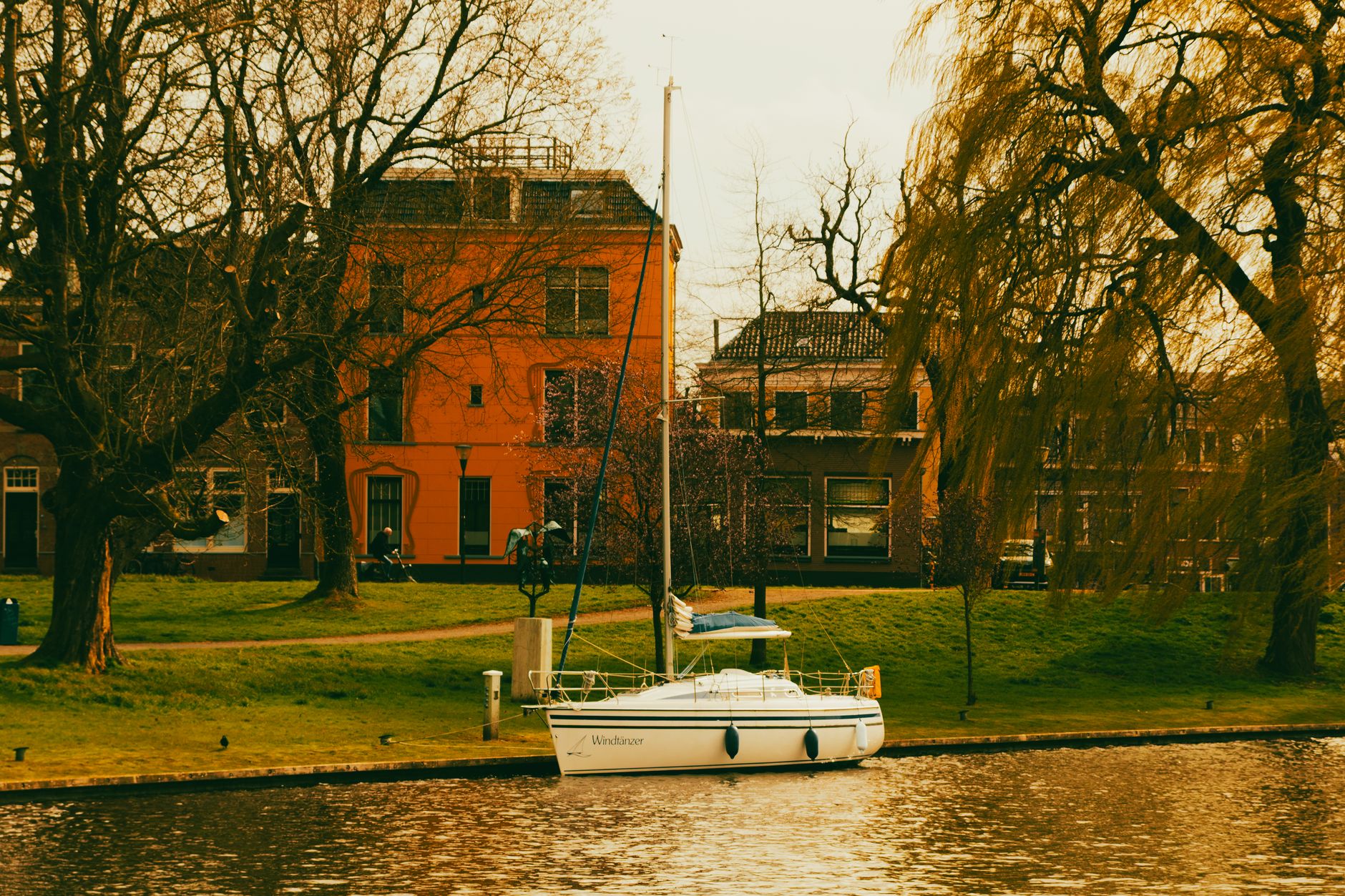 Rent a sailboat on the Grevelingenmeer Zeeland weekend