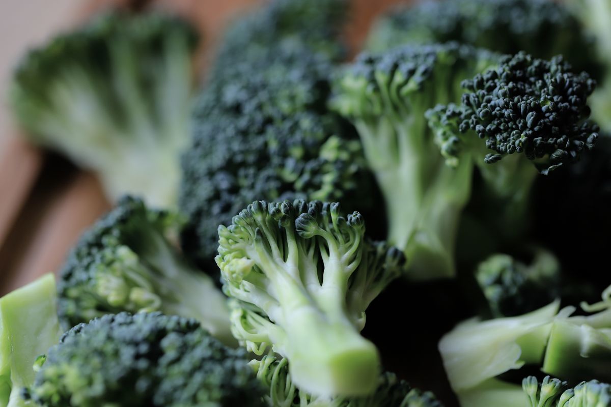 Fresh broccoli florets for broccoli cheddar casserole