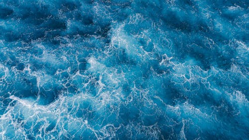 бесплатная Вид сверху на морские волны Стоковое фото