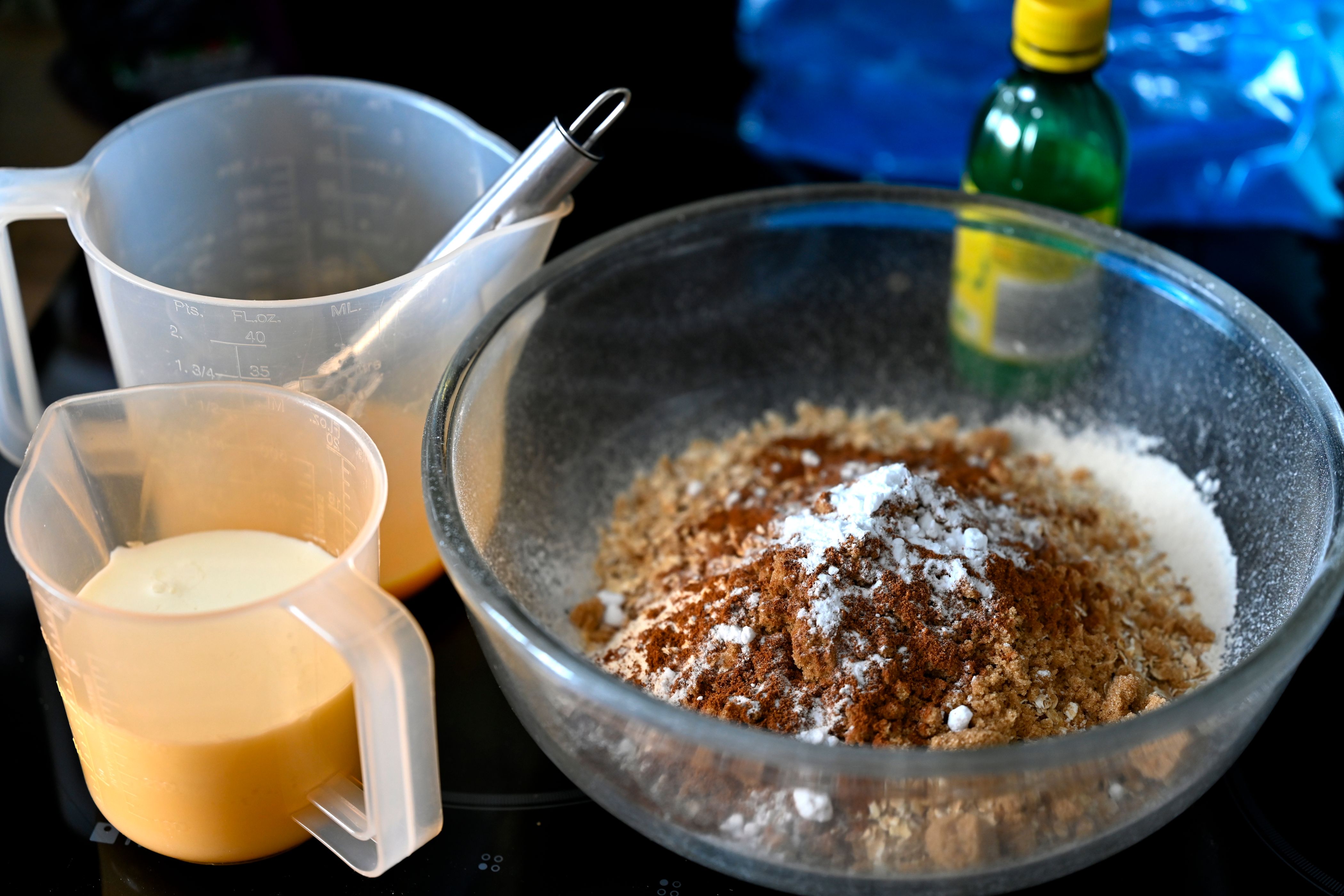 Powdered sugar dusting on baked goods, fresh and homemade