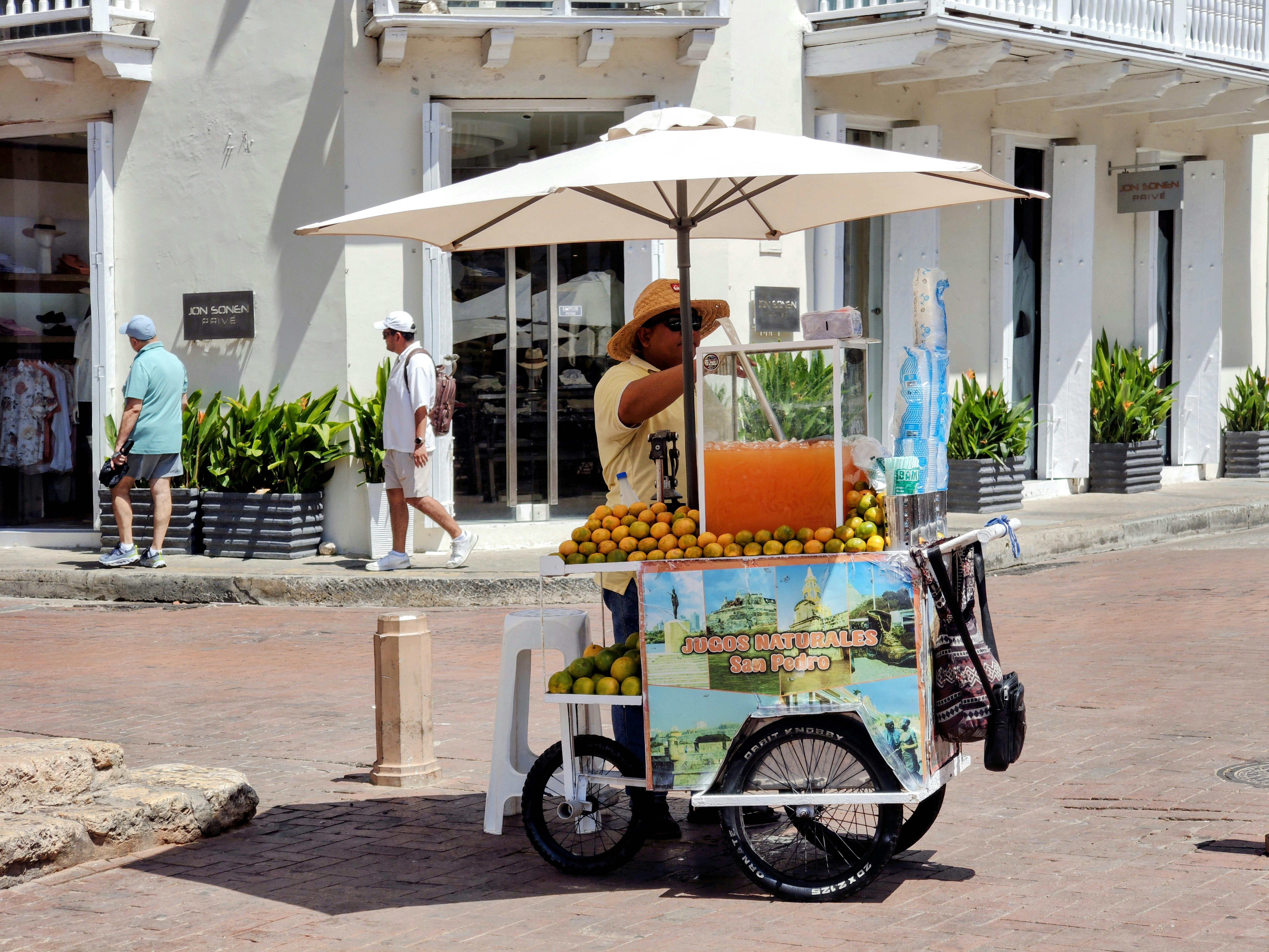 South Florida small businesses operate with thin financial cushions despite some positive impacts from AI, tariffs — Photo by