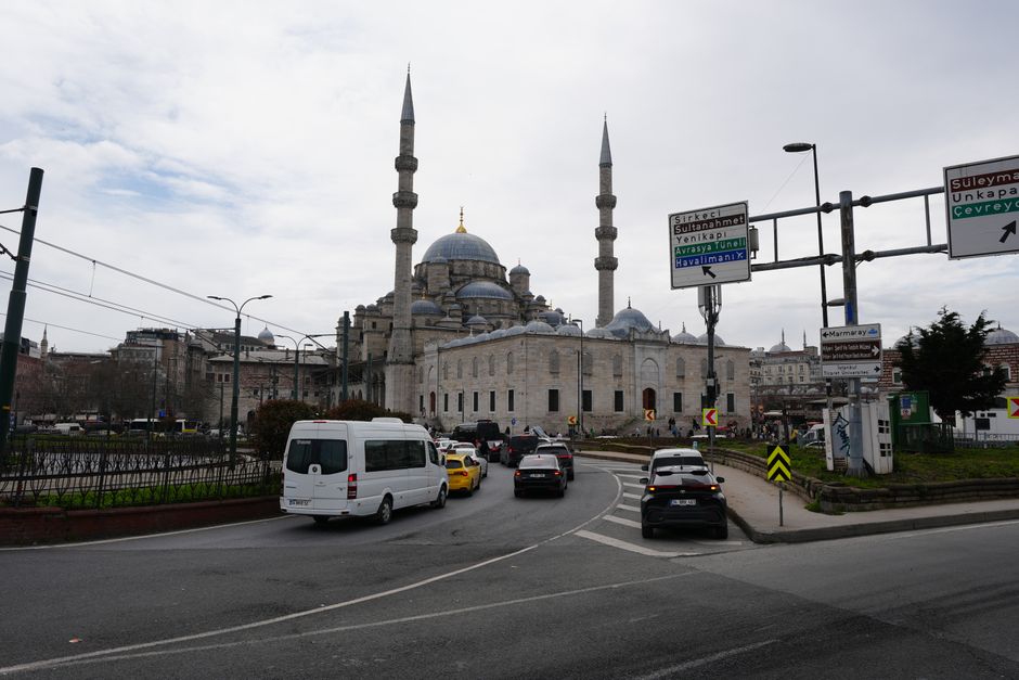 Isztambul rejtett mecsetek a Nagybazár közelében – Istanbul Sultanahmet hotel street