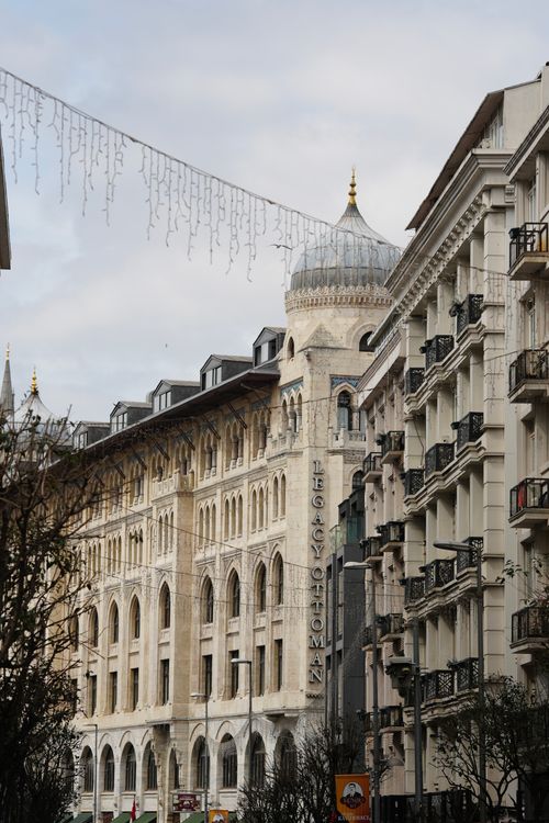 Free Elegant view of the Legacy Ottoman Hotel in Istanbul showcasing historical architecture and design. Stock Photo