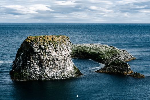 Lóndrangar