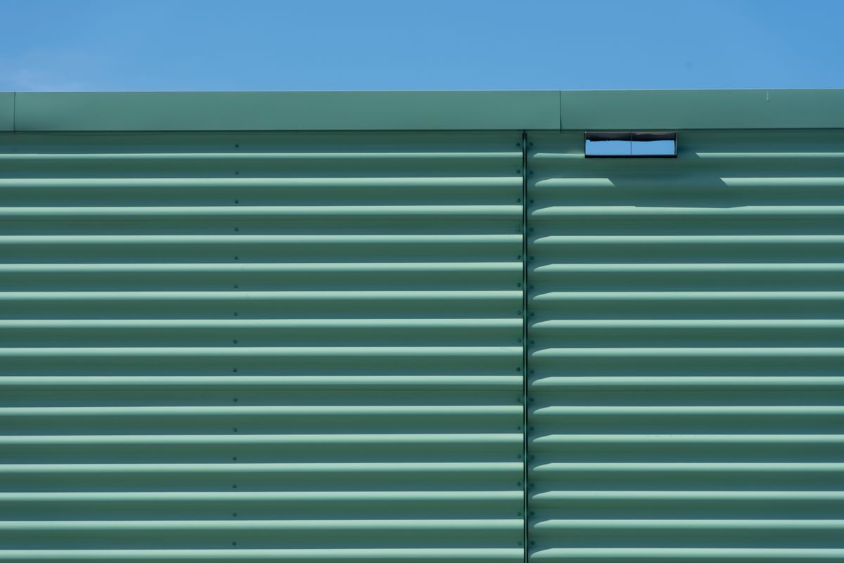 storage moves in Kew — Storage Moves in Kew — the working end of the job