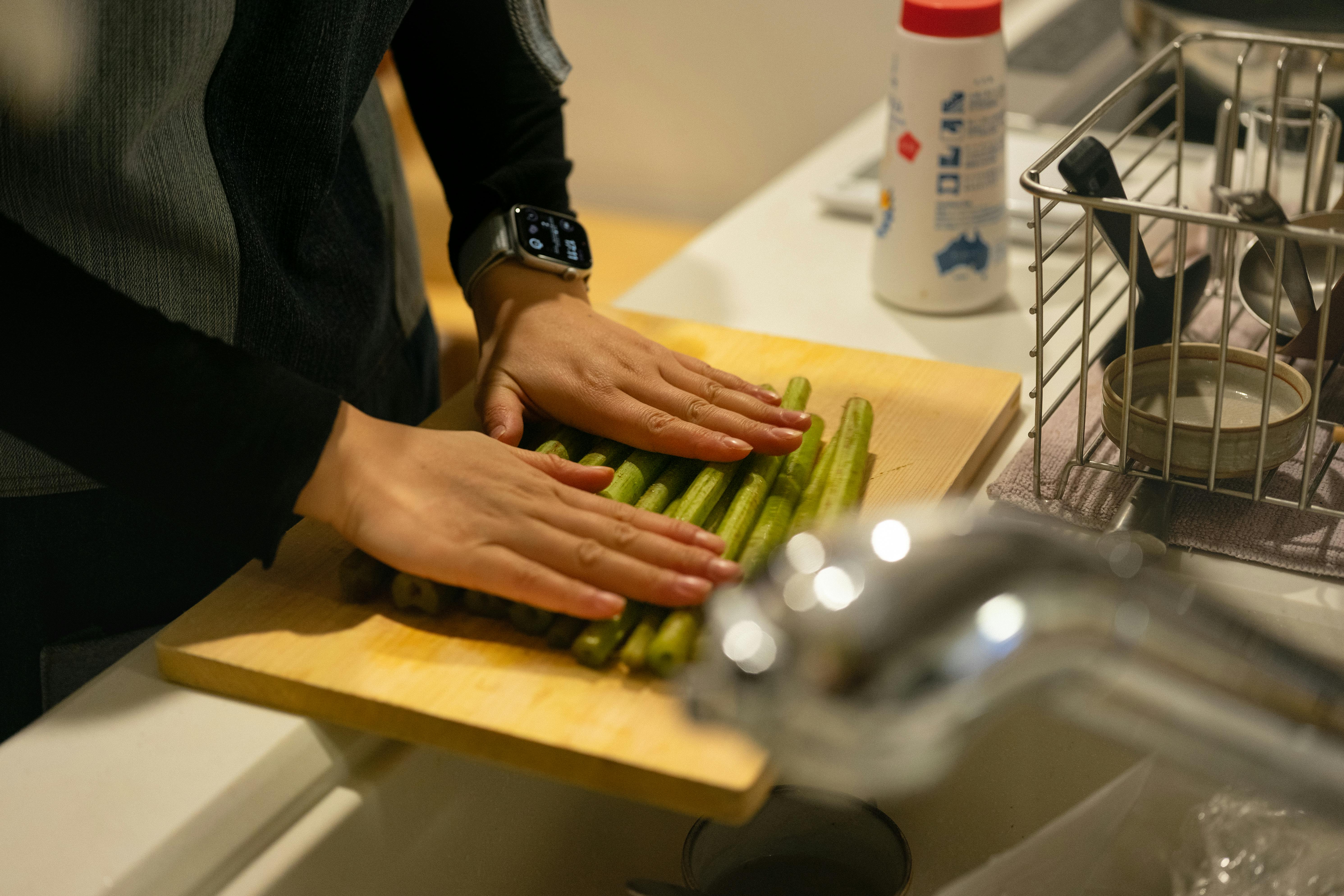 home cooking food waste reduction — Photo by Gu Ko on Pexels