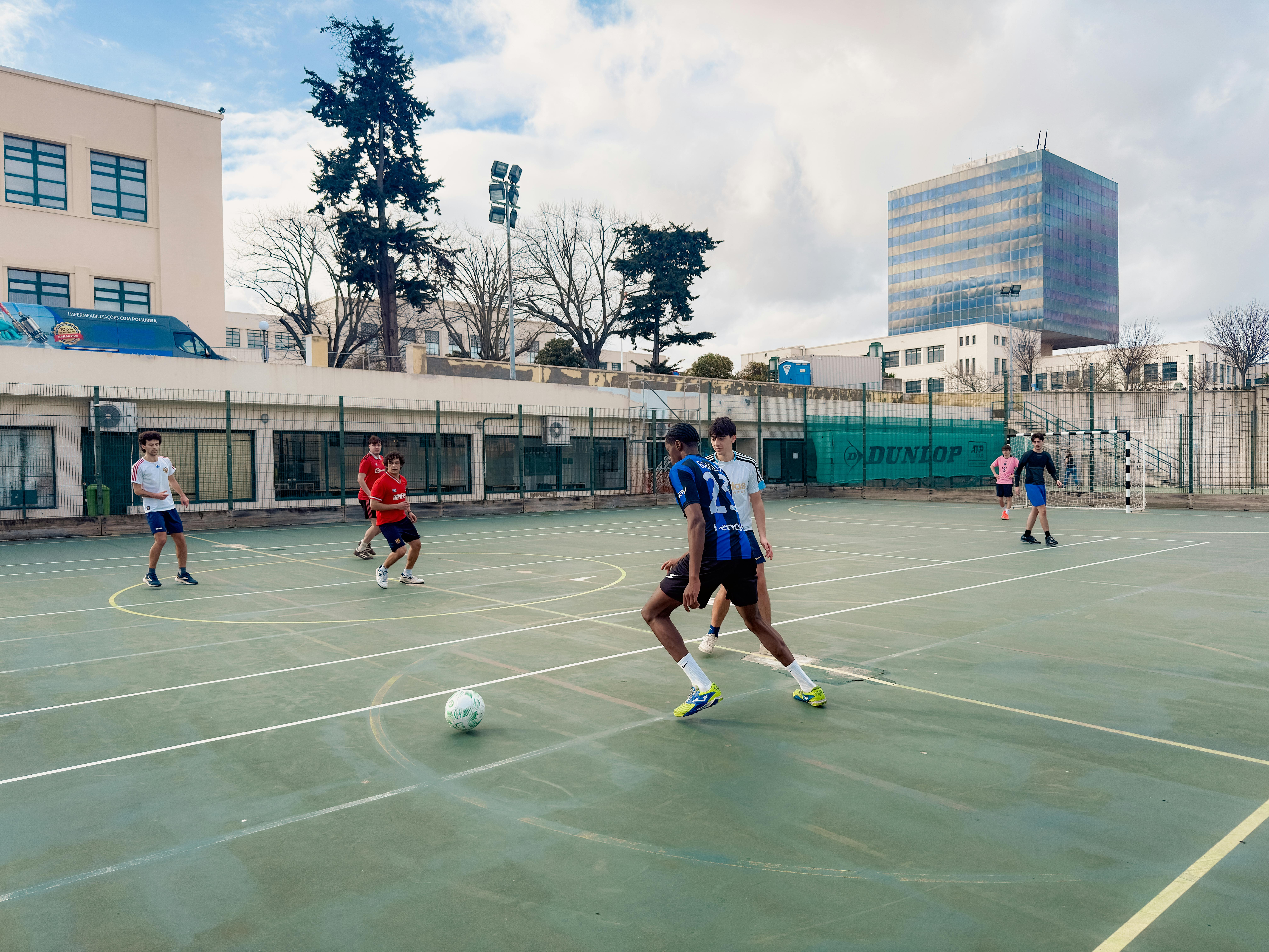 体育场景配图（资料示意）