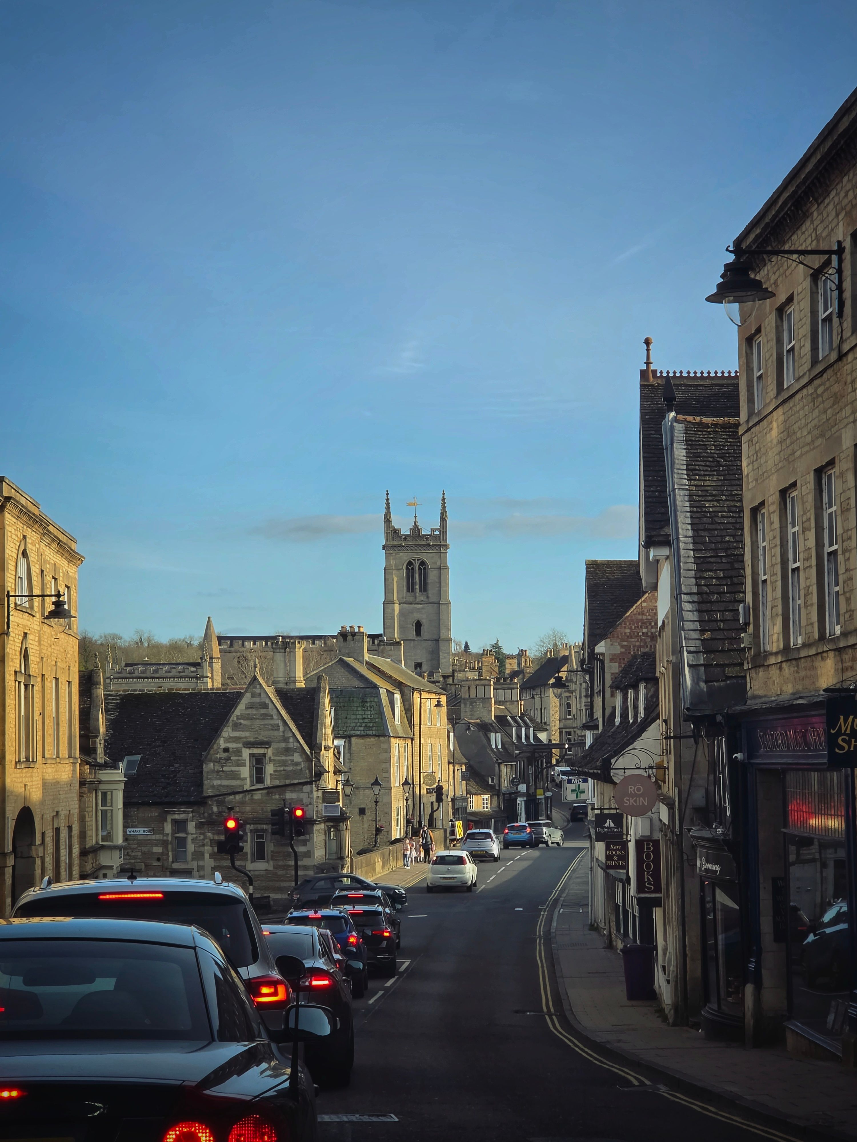 Quaint English Town with Historic Architecture · Free Stock Photo