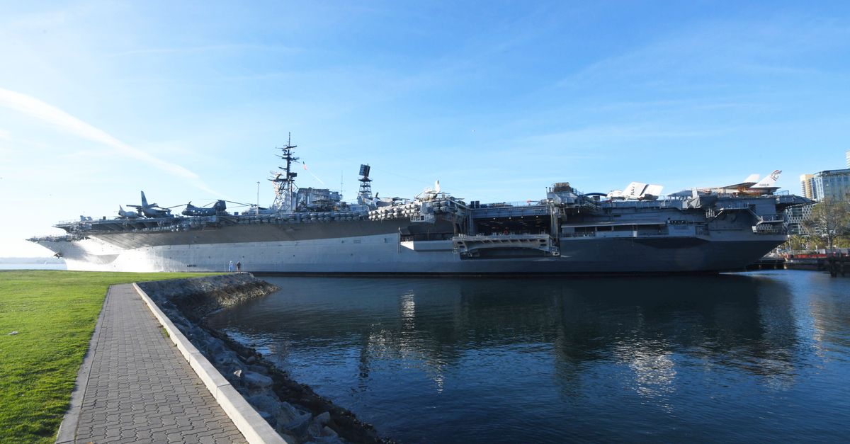 uss abraham lincoln