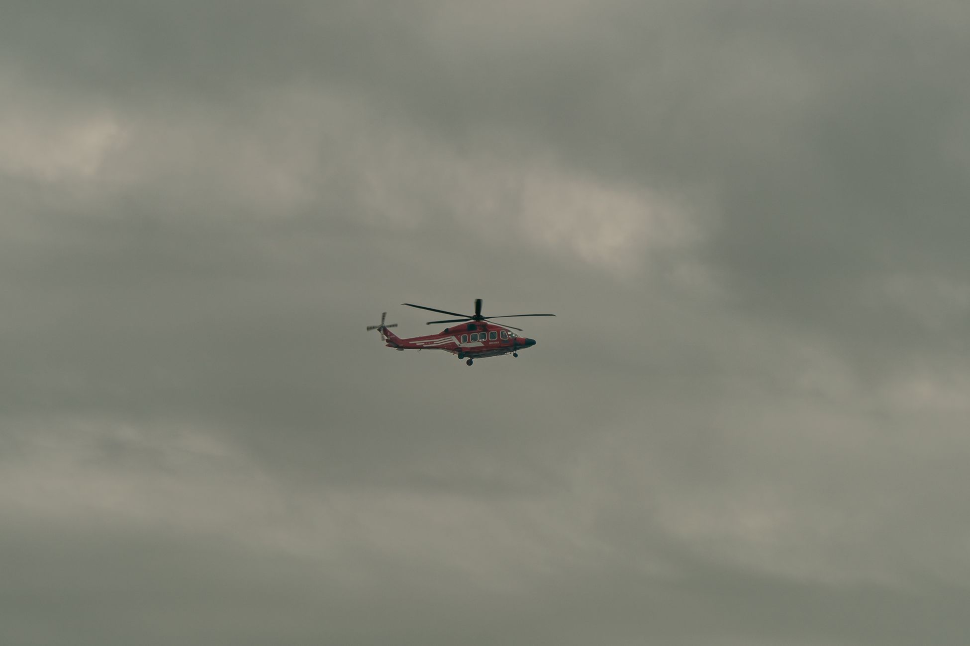Wadlopers gered, helikopter naar Ameland, N31 bij Drachten afgesloten
