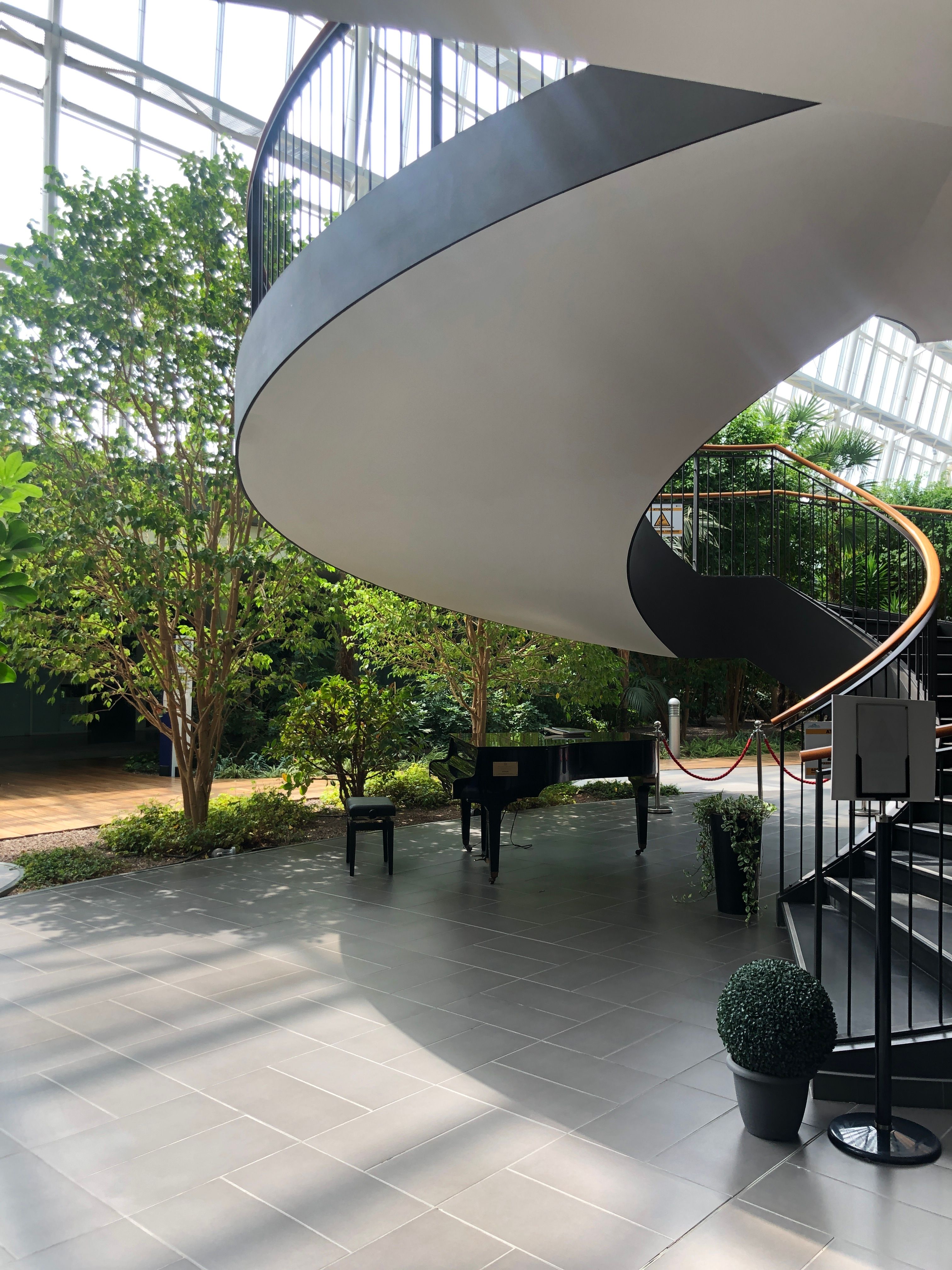 Modern Spiral Staircase in Italian Conservatory · Free Stock Photo
