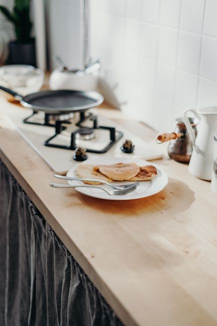 Dapur Minimalis Multifungsi: Masak dan Bersantap dalam Satu Area Dapur Minimalis Multifungsi: Masak dan Bersantap dalam Satu Area