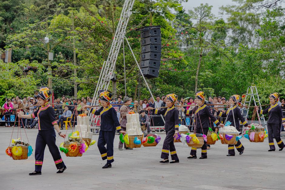 Guangxi Ancient Towns — Zhuang Culture Villages in Guangxi