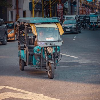 The three wheeler comes equipped with a superior 4
