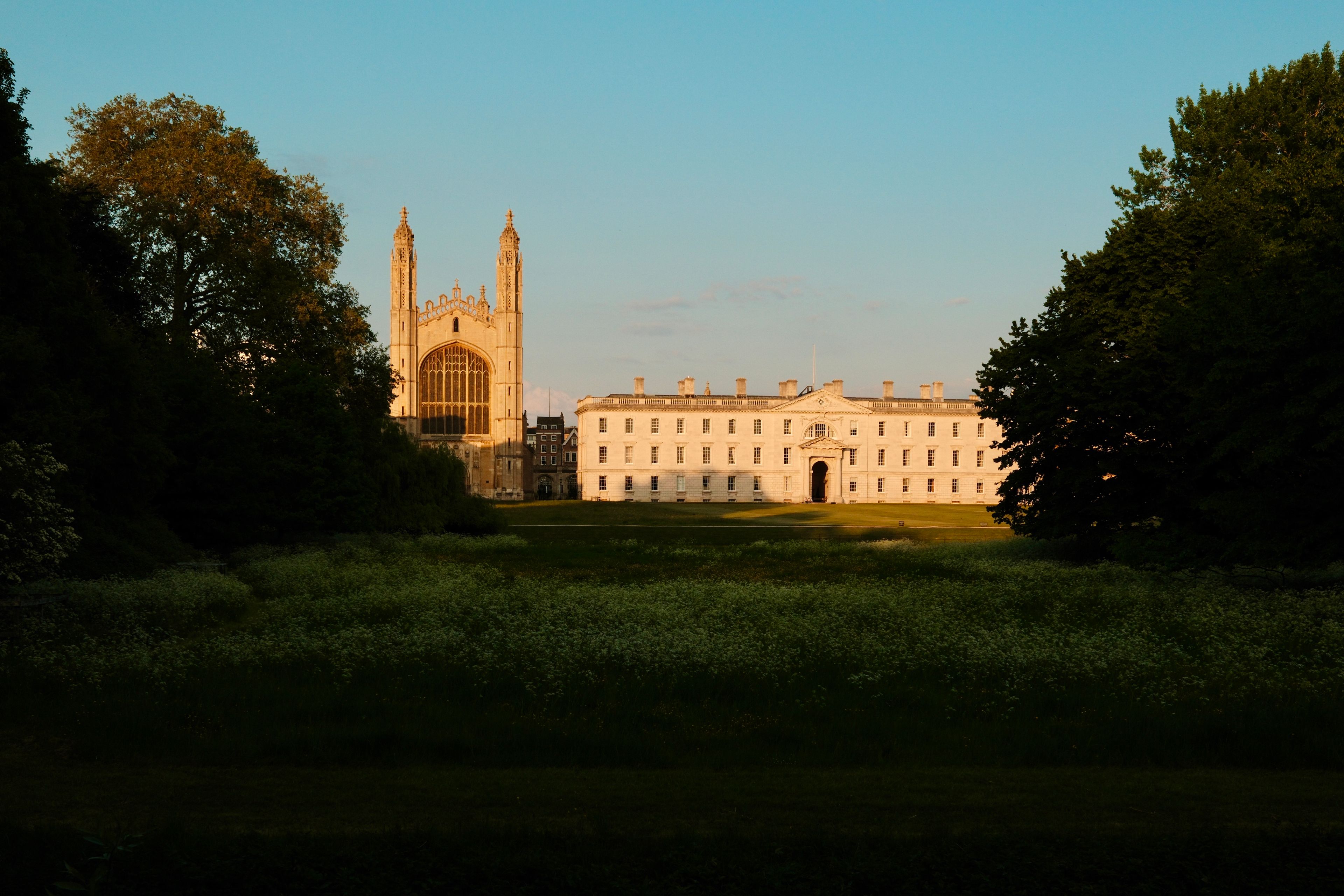 Cambridge Private Tour — luxury chauffeur travel