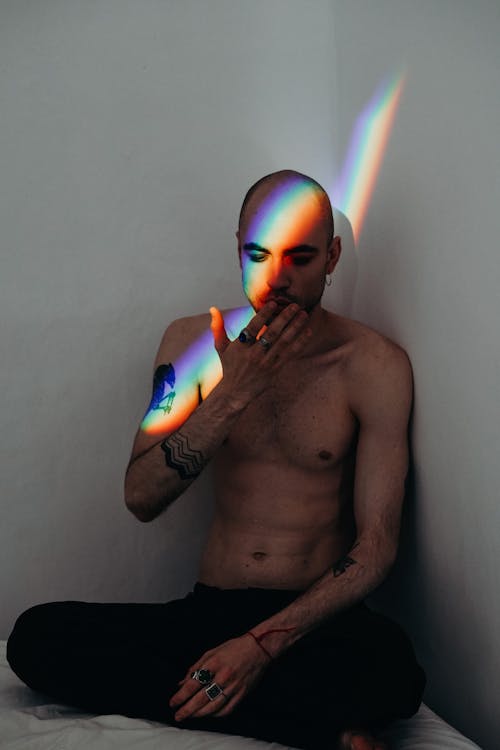 Ilmainen kuvapankkikuva tunnisteilla homo pride-h, huone, ilman paitaa