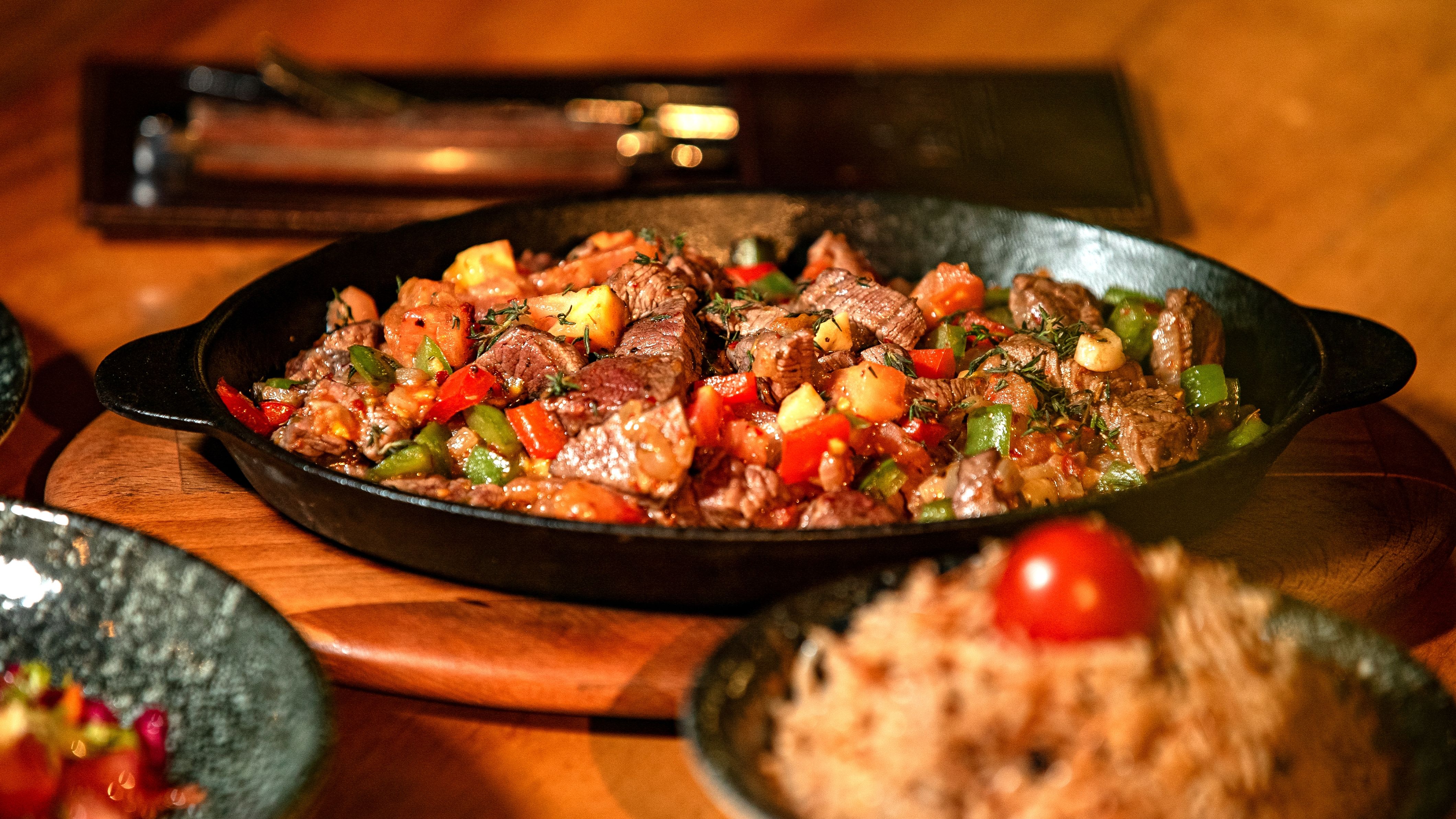 Desi Deira Restaurant ( Meena Bazar Branch )