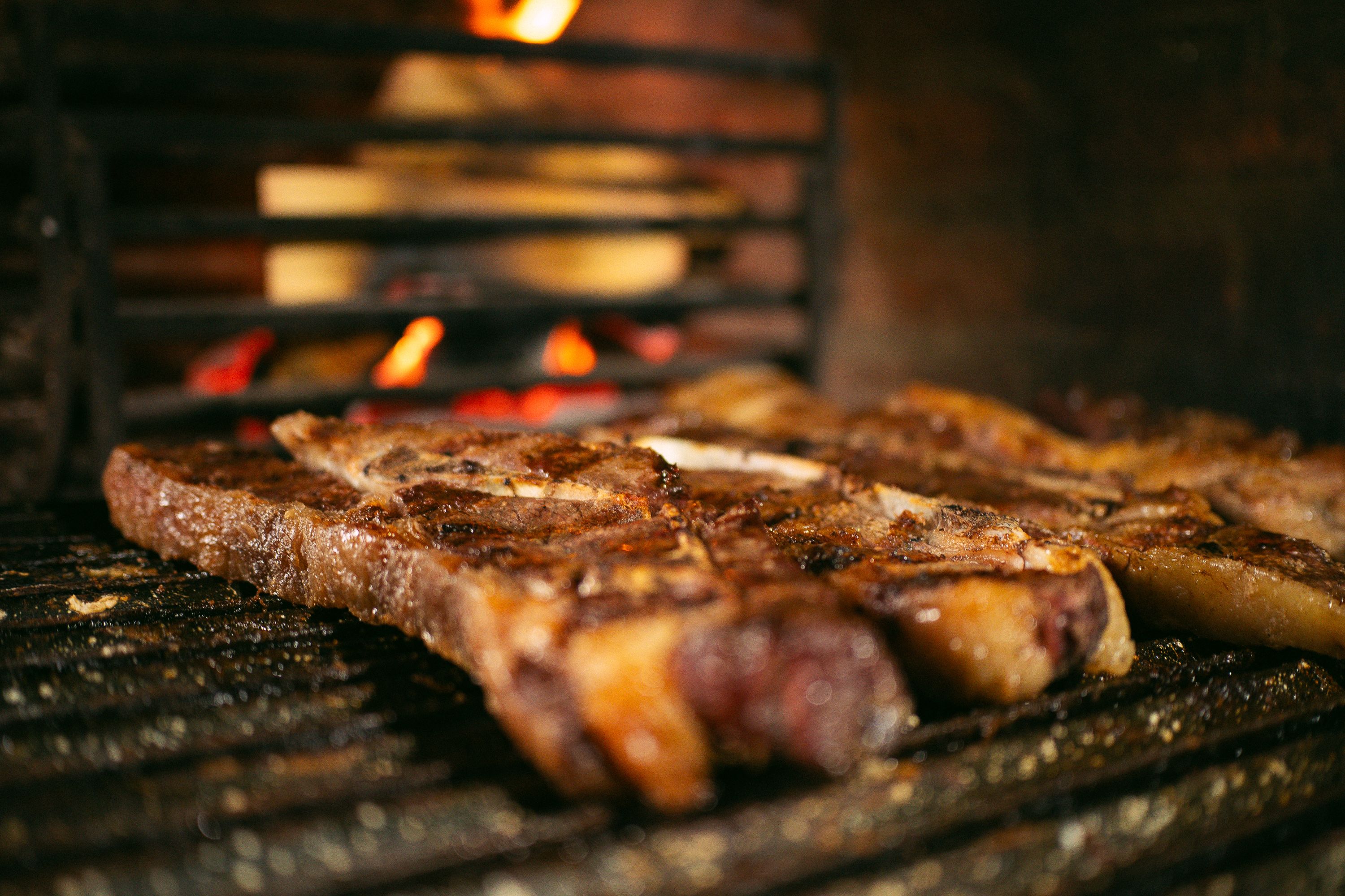 Grill węglowy klasyczny
