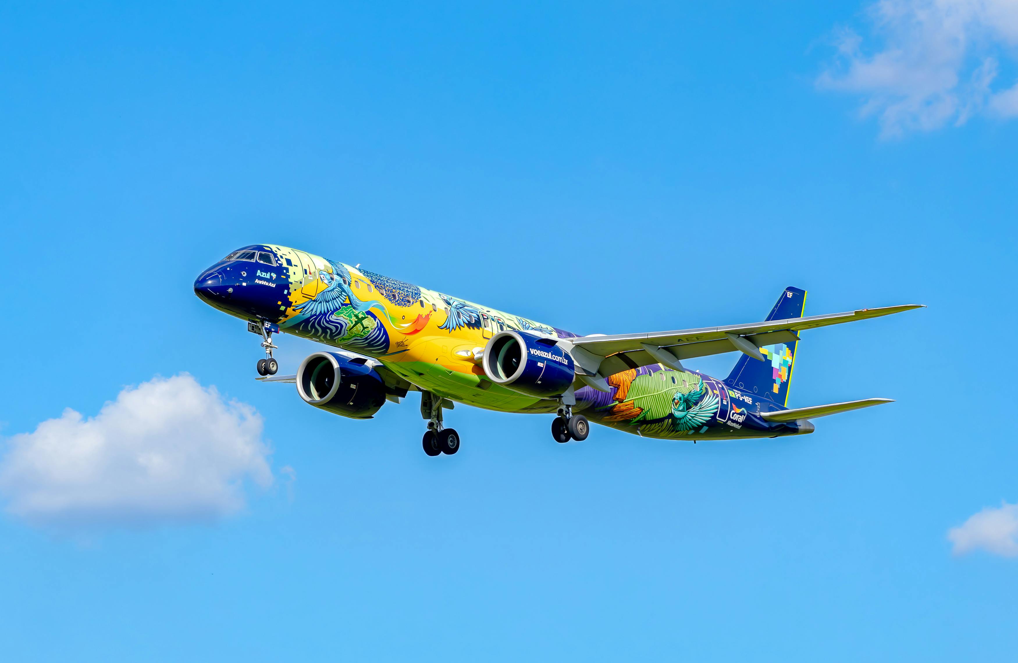 Spirit Airlines chaos could be big loss for budget travelers as they fight for answers — Photo by Matheus Figueiredo on Pexel
