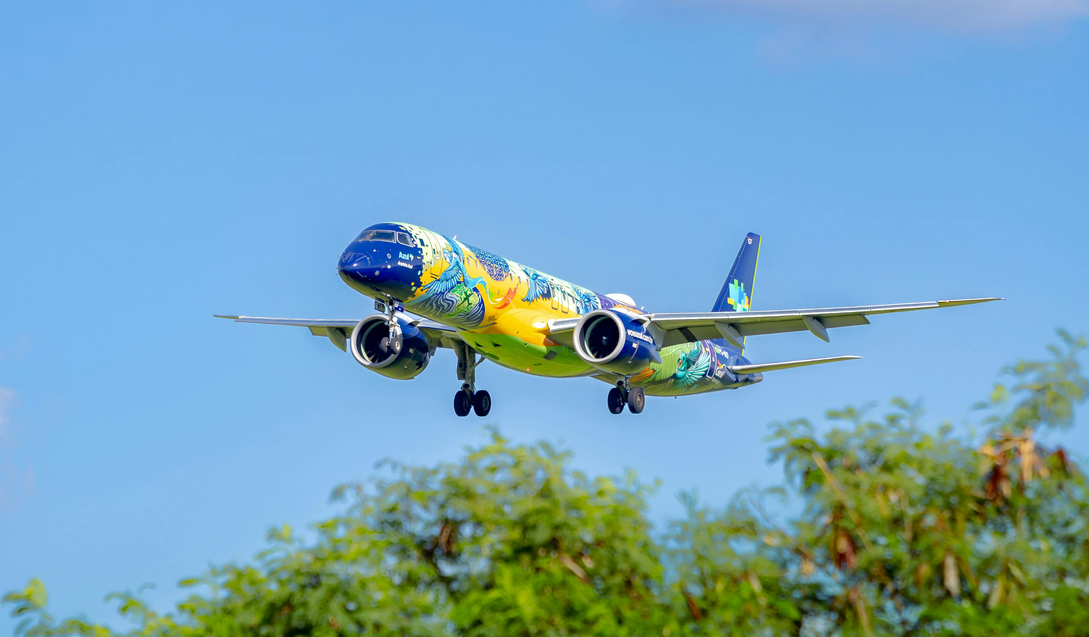Spirit Airlines is gone: what Free Spirit loyalty points holders need to know about their rewards — Photo by Matheus Figueire