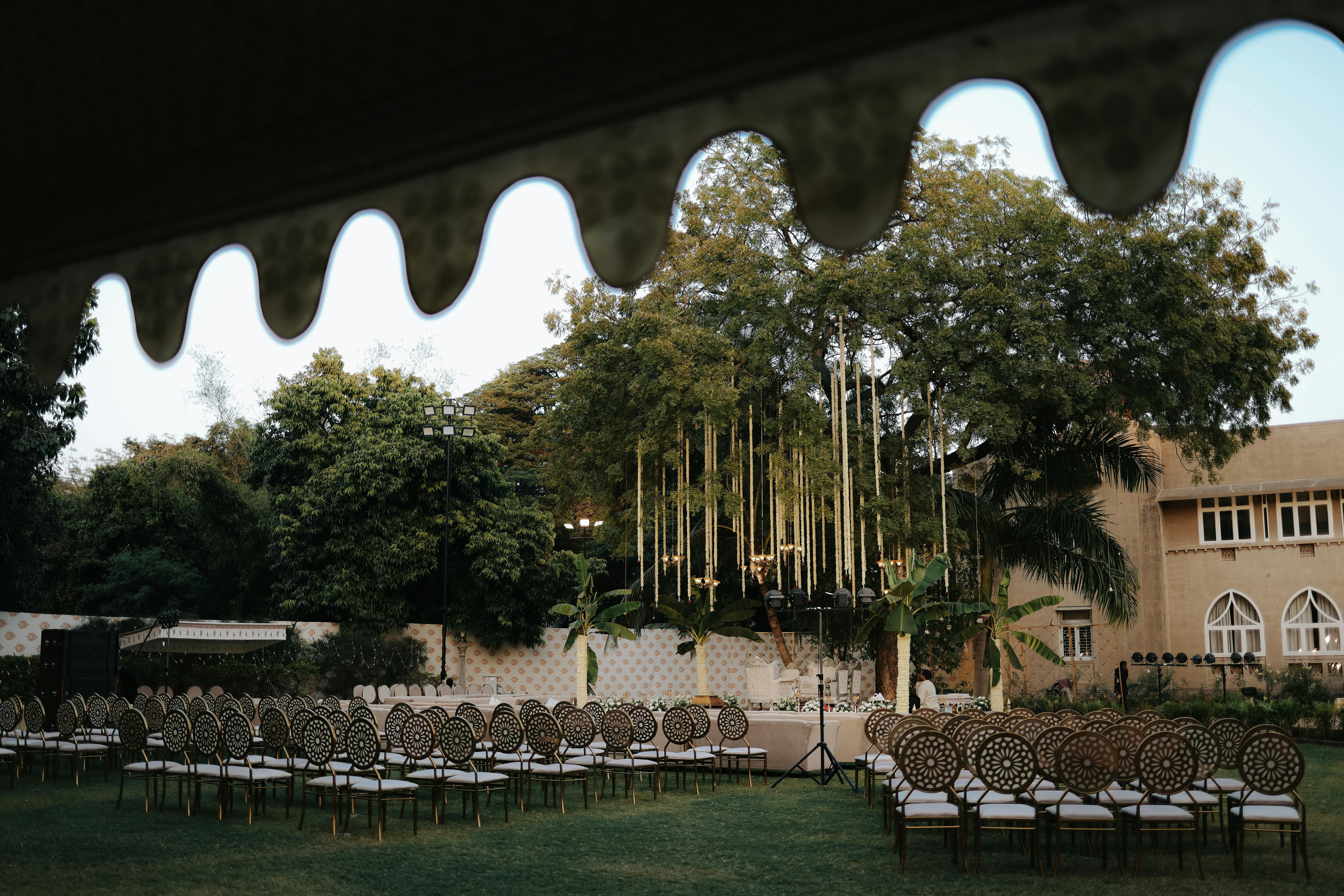 wedding & events — Photo by Vishv Shah on Pexels