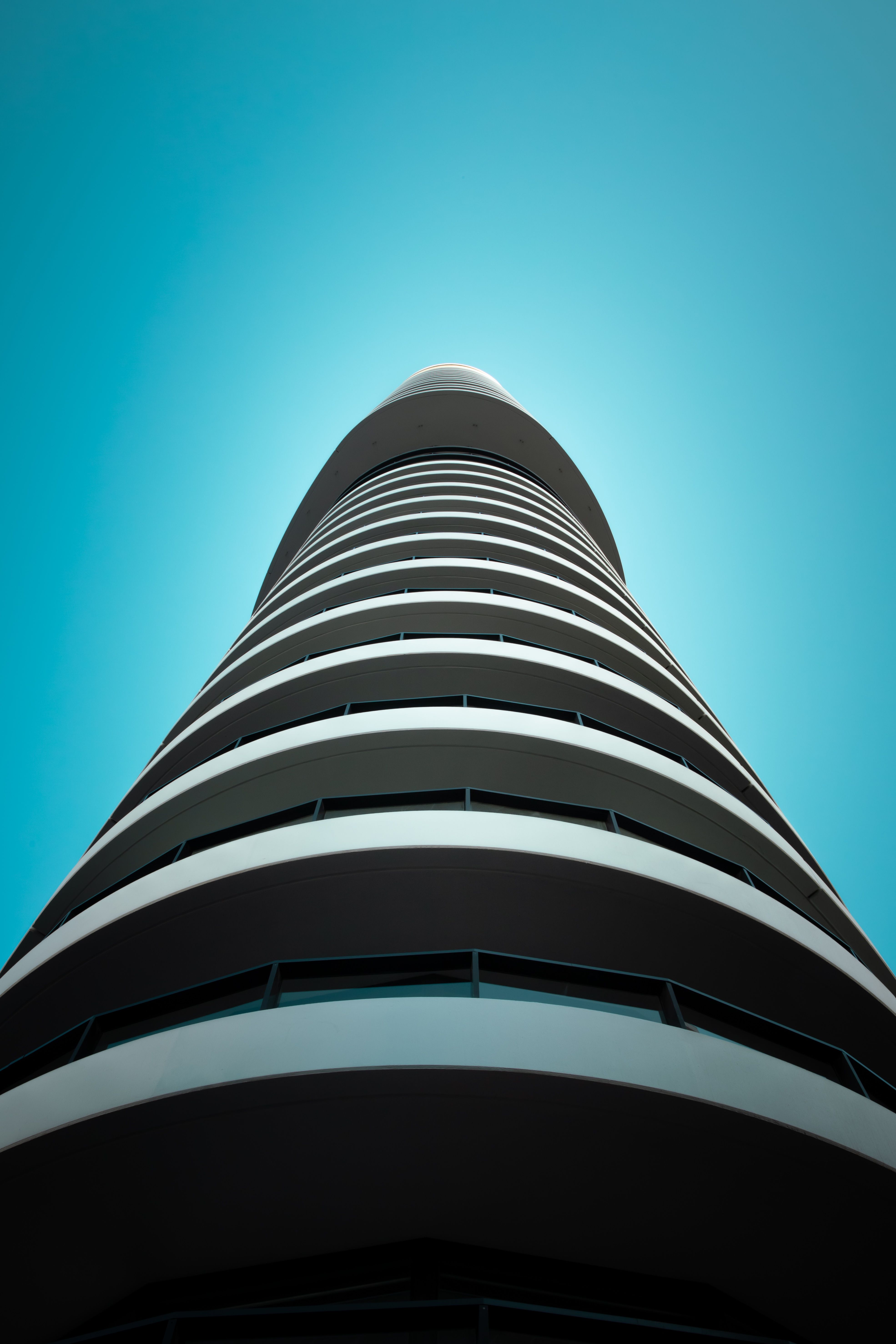 Foto de stock gratuita sobre apartamento, arquitectura, azul