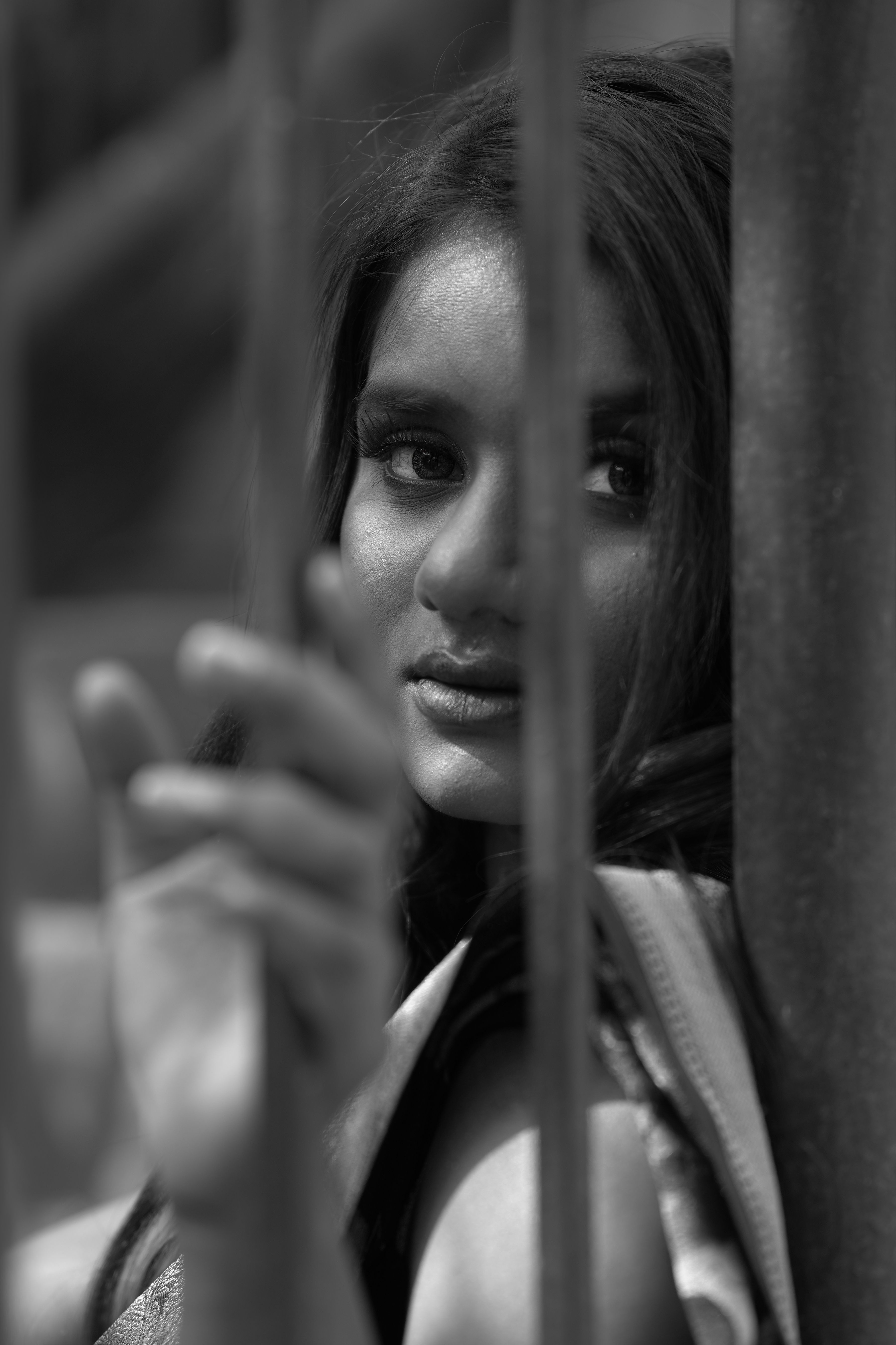 Artistic Portrait of Woman in Black and White · Free Stock Photo