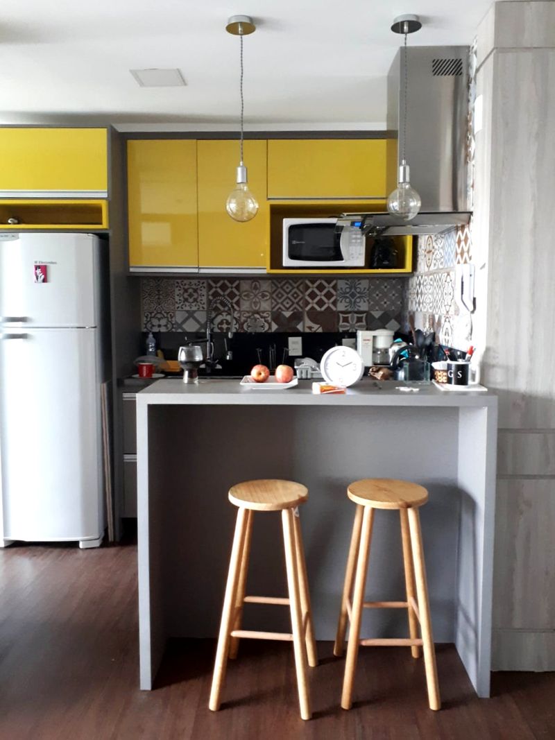 Two-Tone Cabinets
