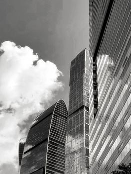 Wunderschönes Bauwerk: Himmel & Architektur in Szene (von Nikolay Danilov, 9024×12032, #36958430)