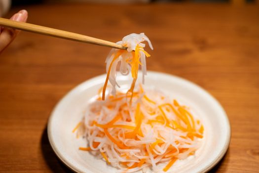 Pickled Carrot & Daikon (Do Chua)