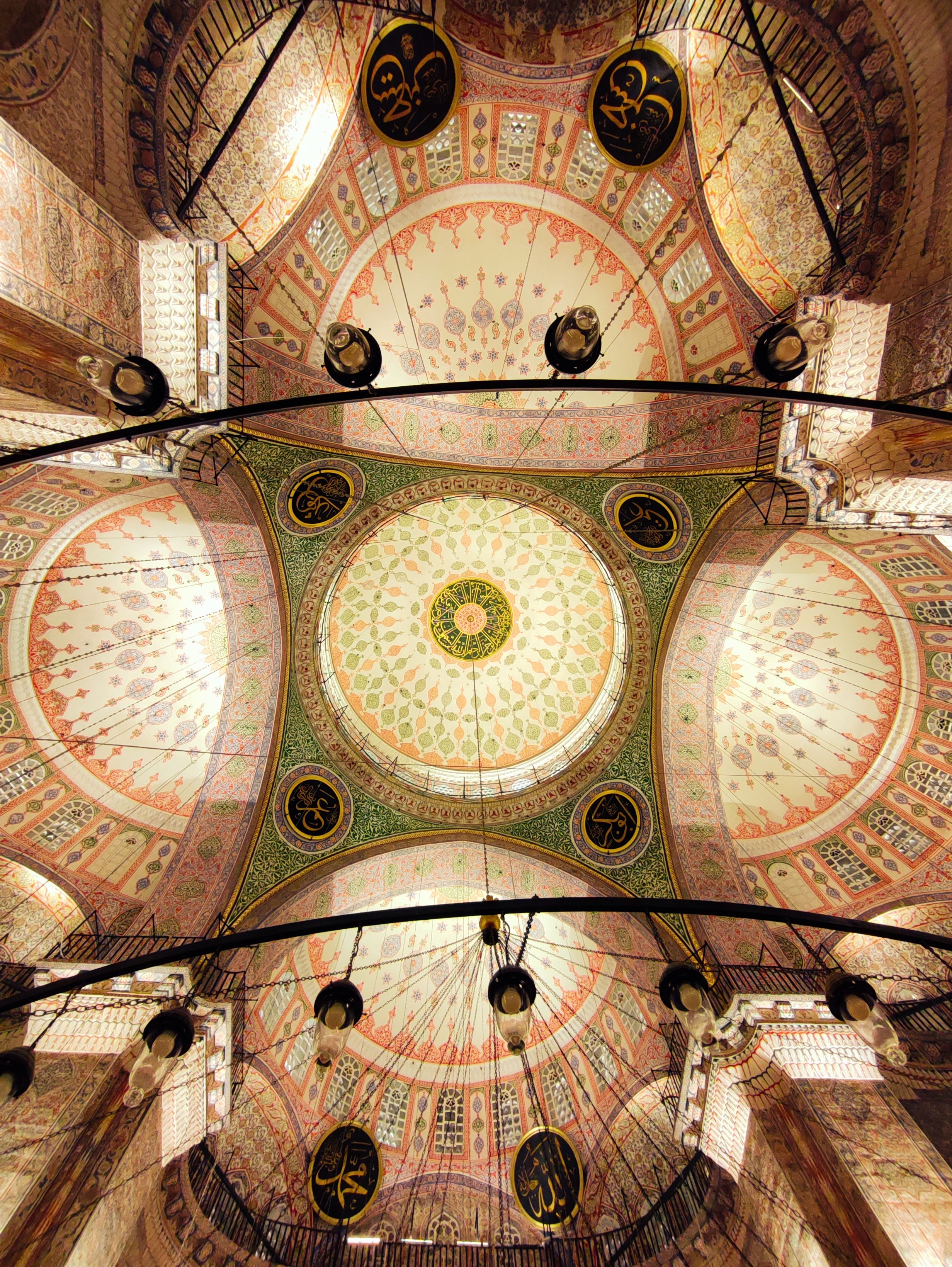 Intricate Ceiling Design of Historic Mosque · Free Stock Photo