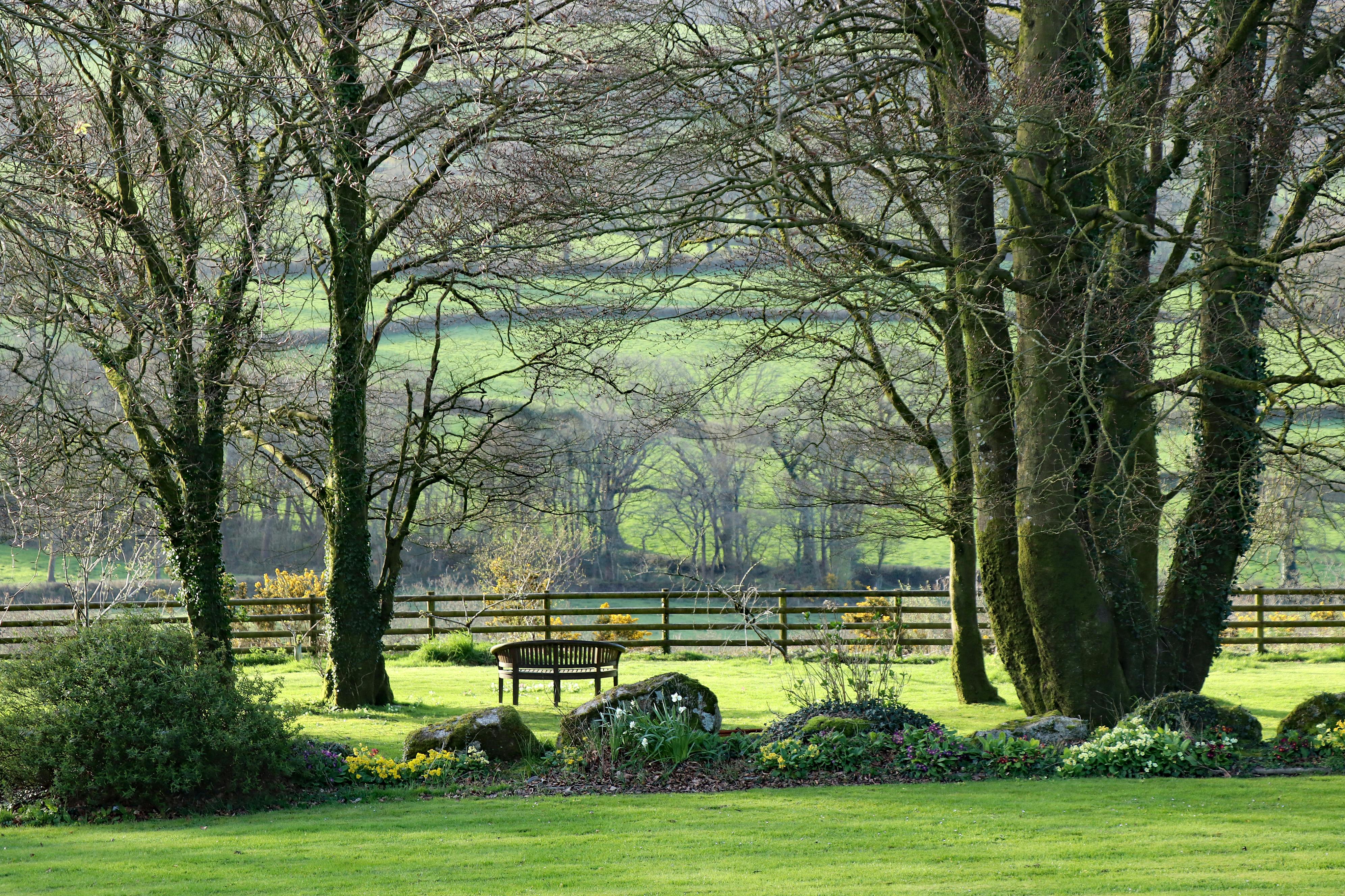 April 2026 Non-Farm Payrolls: 5 Surprising Trends Reshaping Employment — finance and investment — USD EUR — 2026