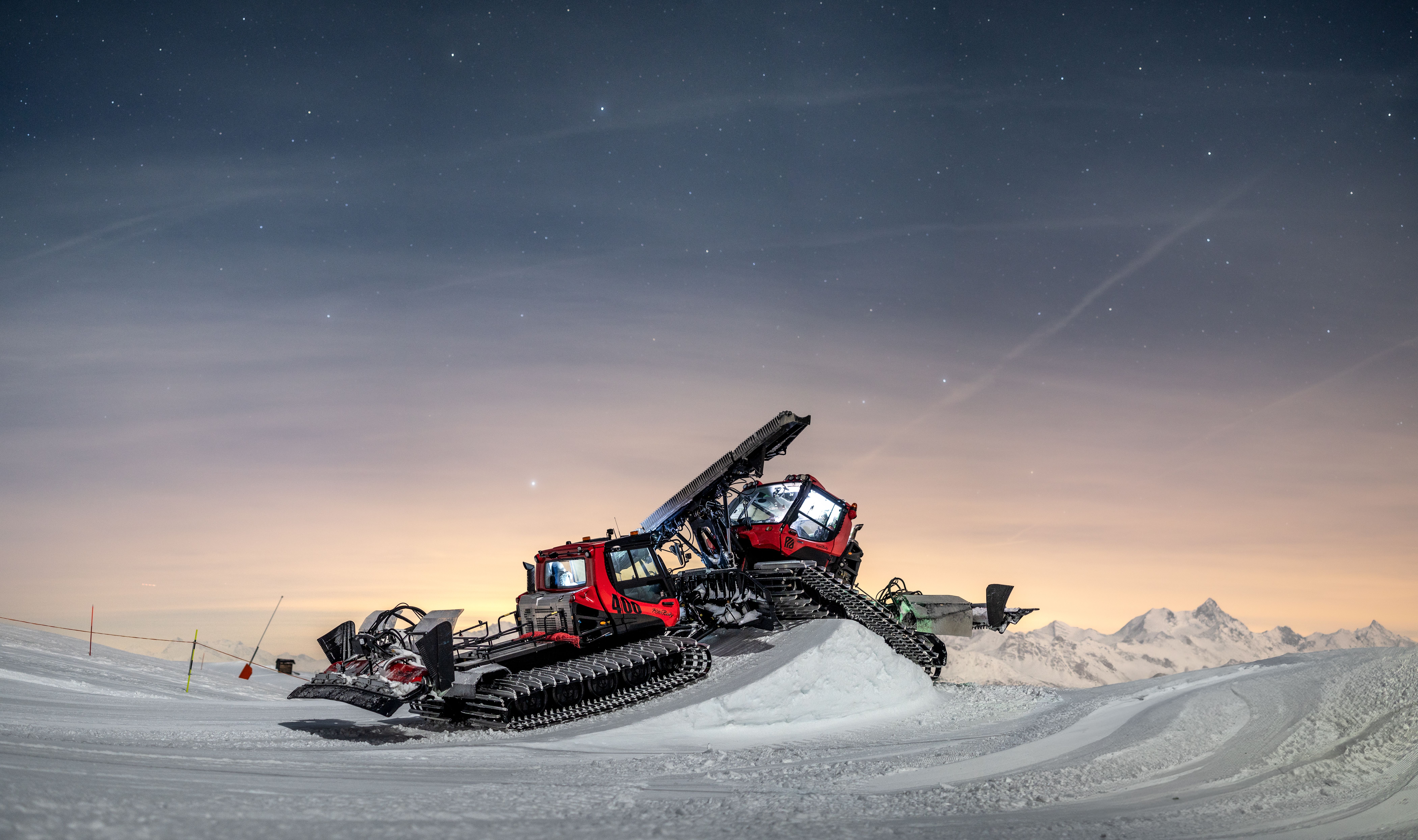 Tow4Tech Raises $1.5M Pre-Seed Round to Modernize Commercial Fleet Towing, Backed by BrightCap Ventures — Photo by Marek Piwn
