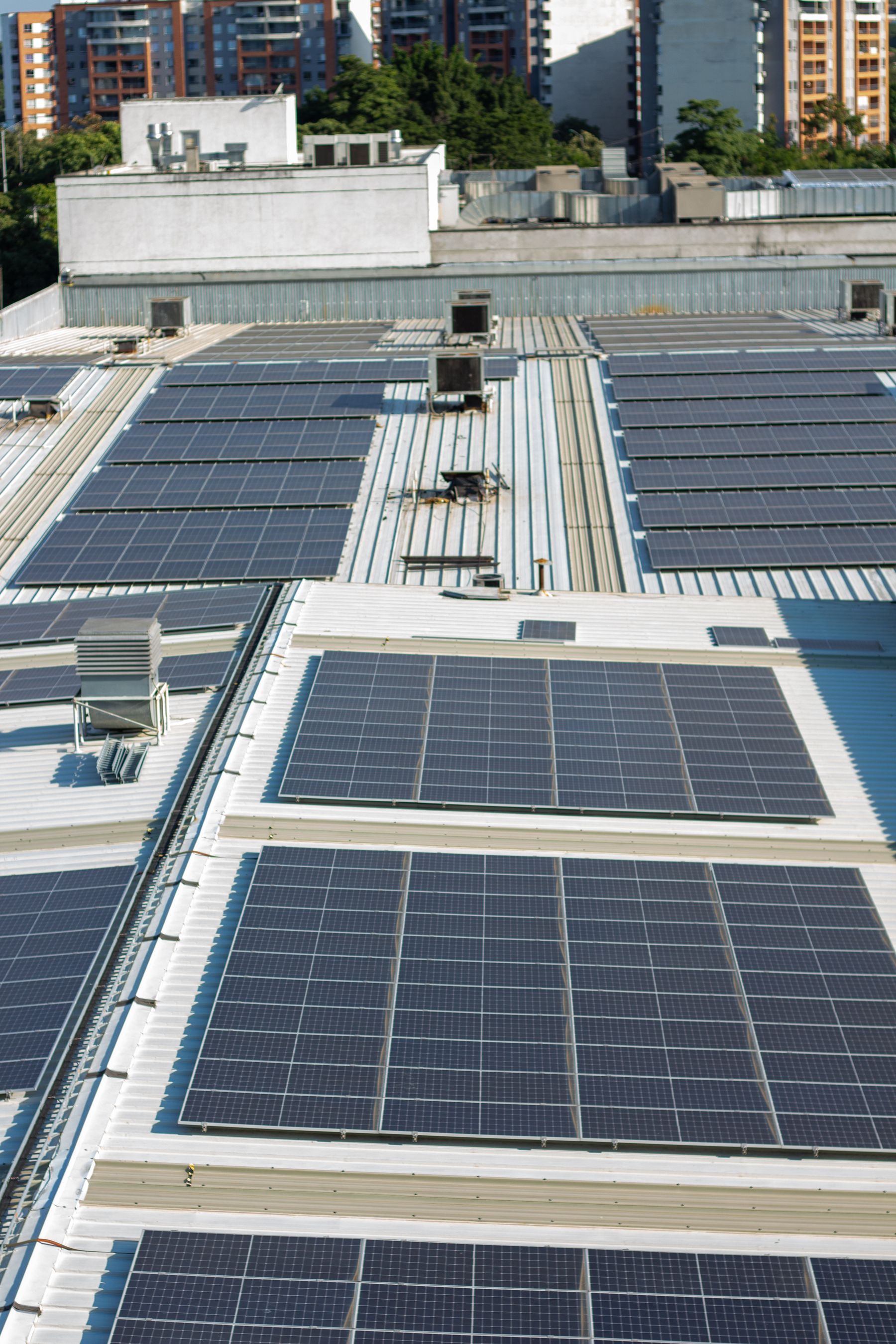 Paneles solares en techo