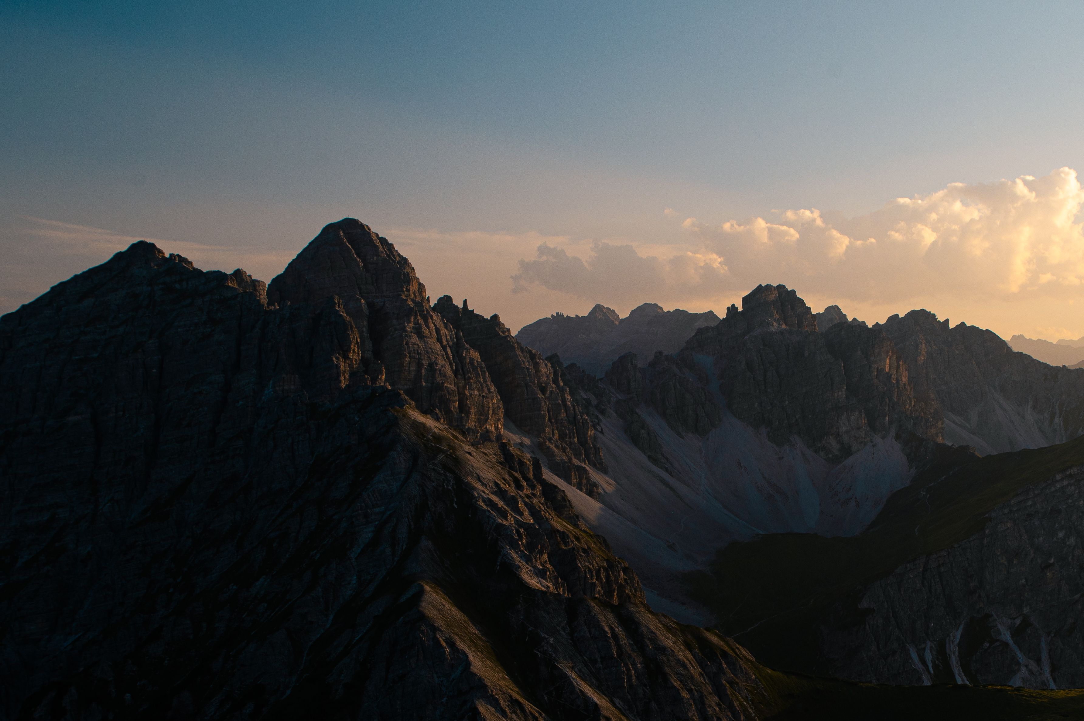 Majestic Mountain Peaks at Sunset in Axamer Lizum · Free Stock Photo