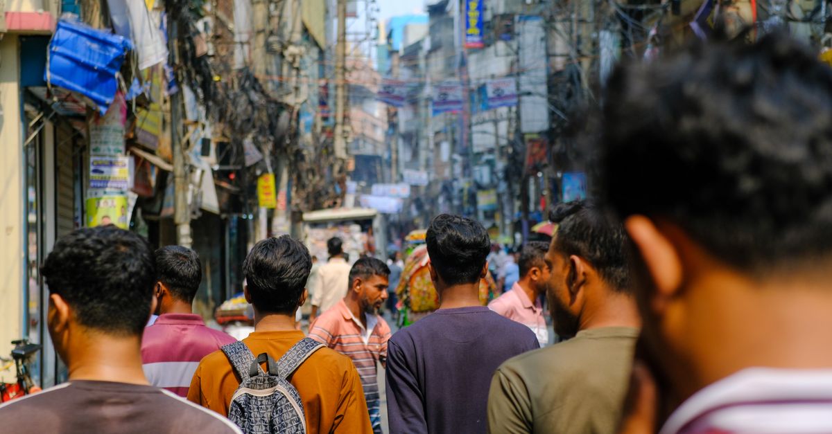 Exploring India's Life Expectancy: Trends and Influences