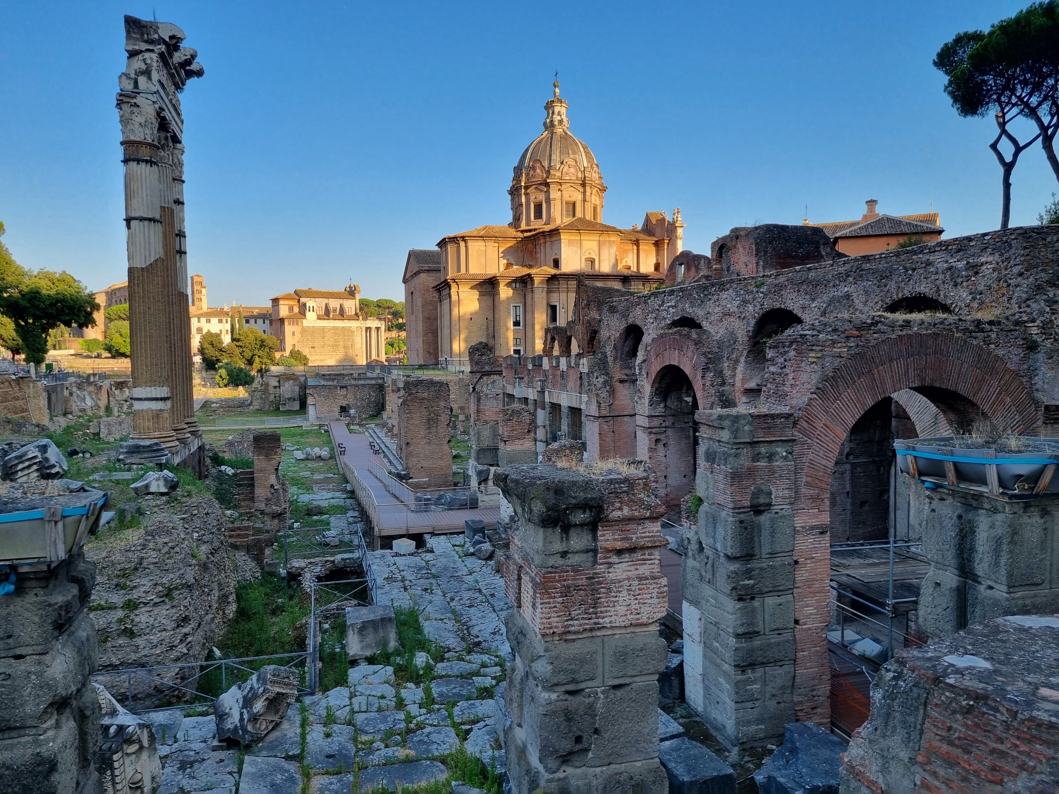 Ancient Roman Forum at Sunset in Rome, Italy · Free Stock Photo