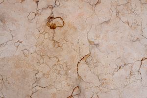 Alabaster marble top, photo by Garden Photography on Pexels
