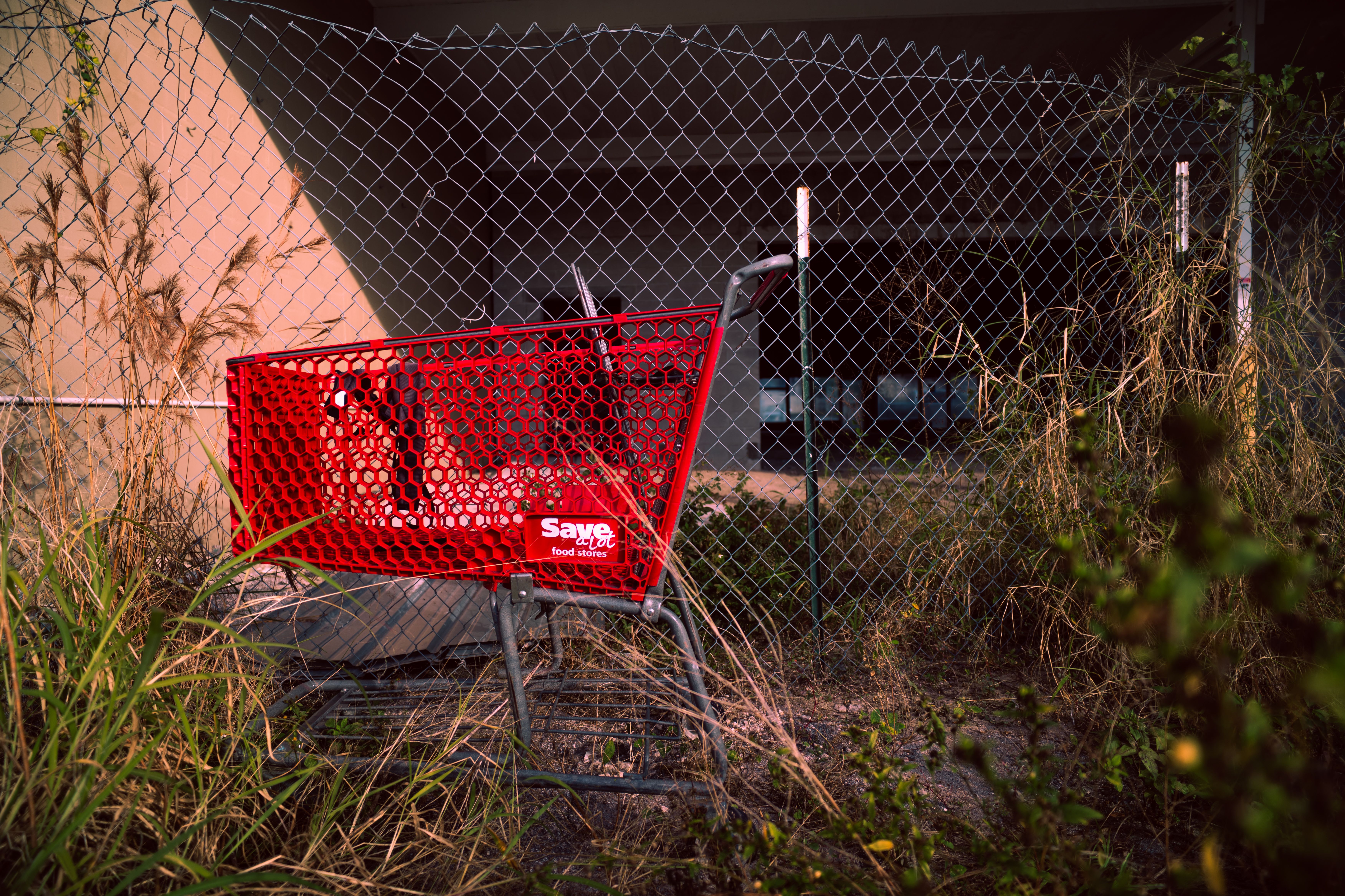Abandoned Cart Reminder Graphic via Canva