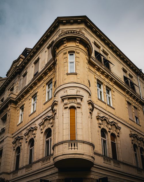 Free Elegant old building in Győr, Hungary showcasing classic architectural details. Stock Photo