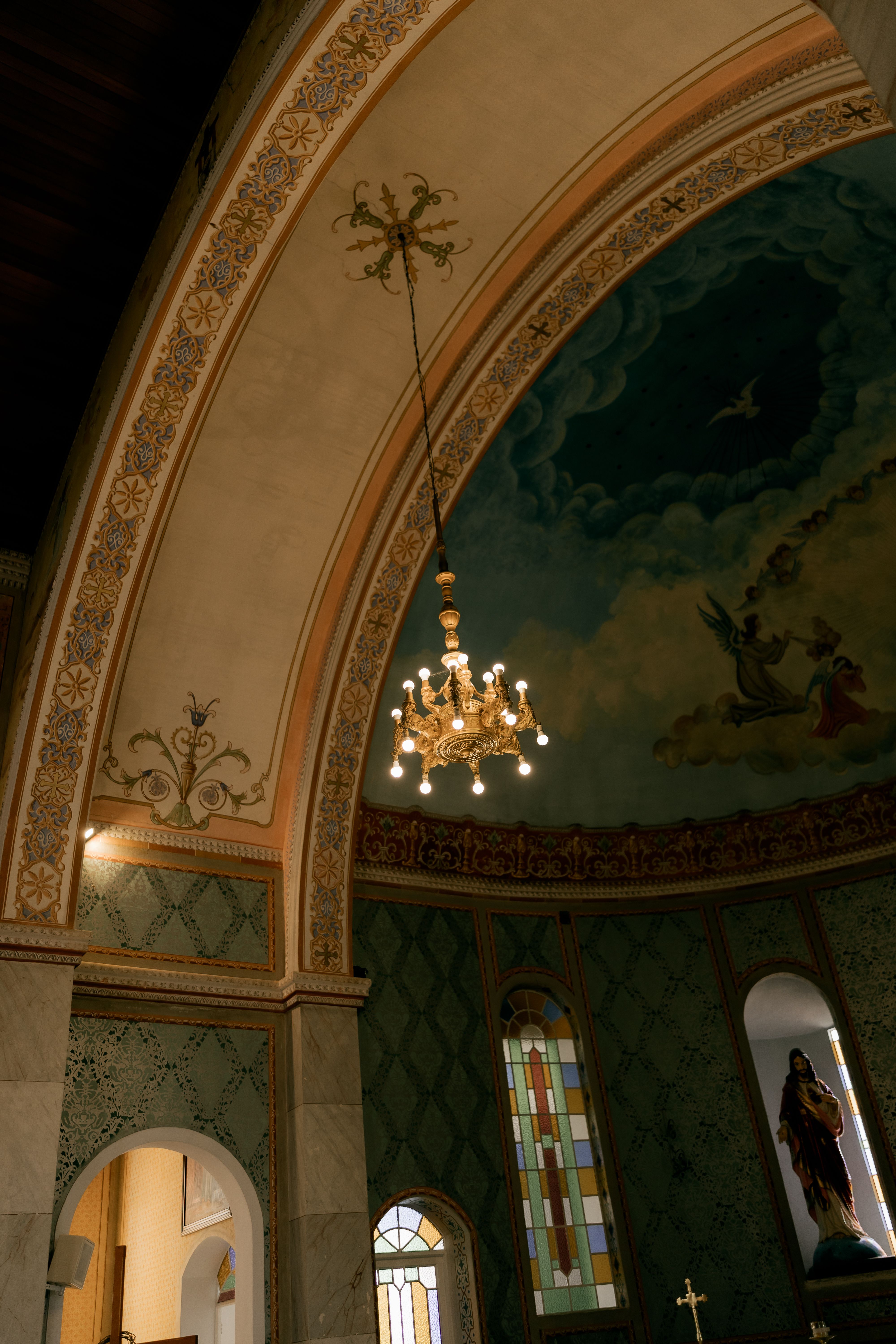 Intricate Church Interior with Painted Ceiling · Free Stock Photo