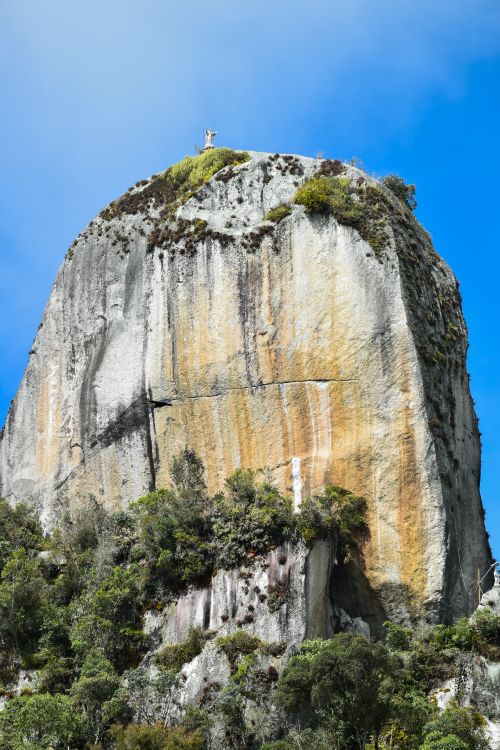 Colombia Granitic Rocks Stairway to the top of El Peñol Rock, Colombia · Free Stock Photo